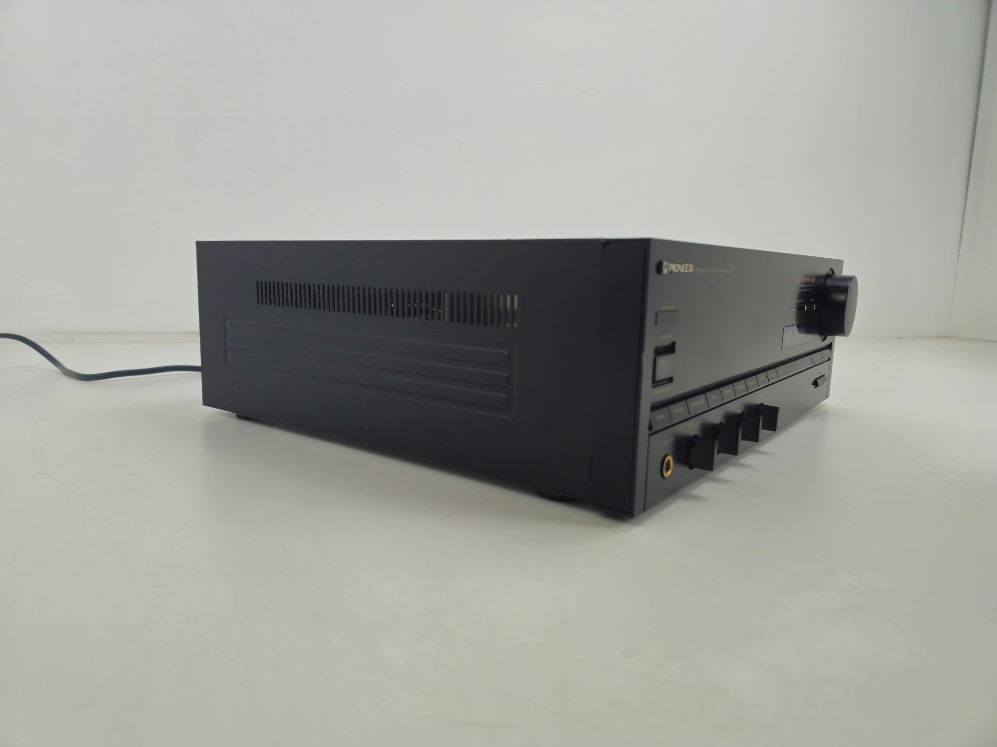 Pioneer - A-X440 - Stereo Amplifier