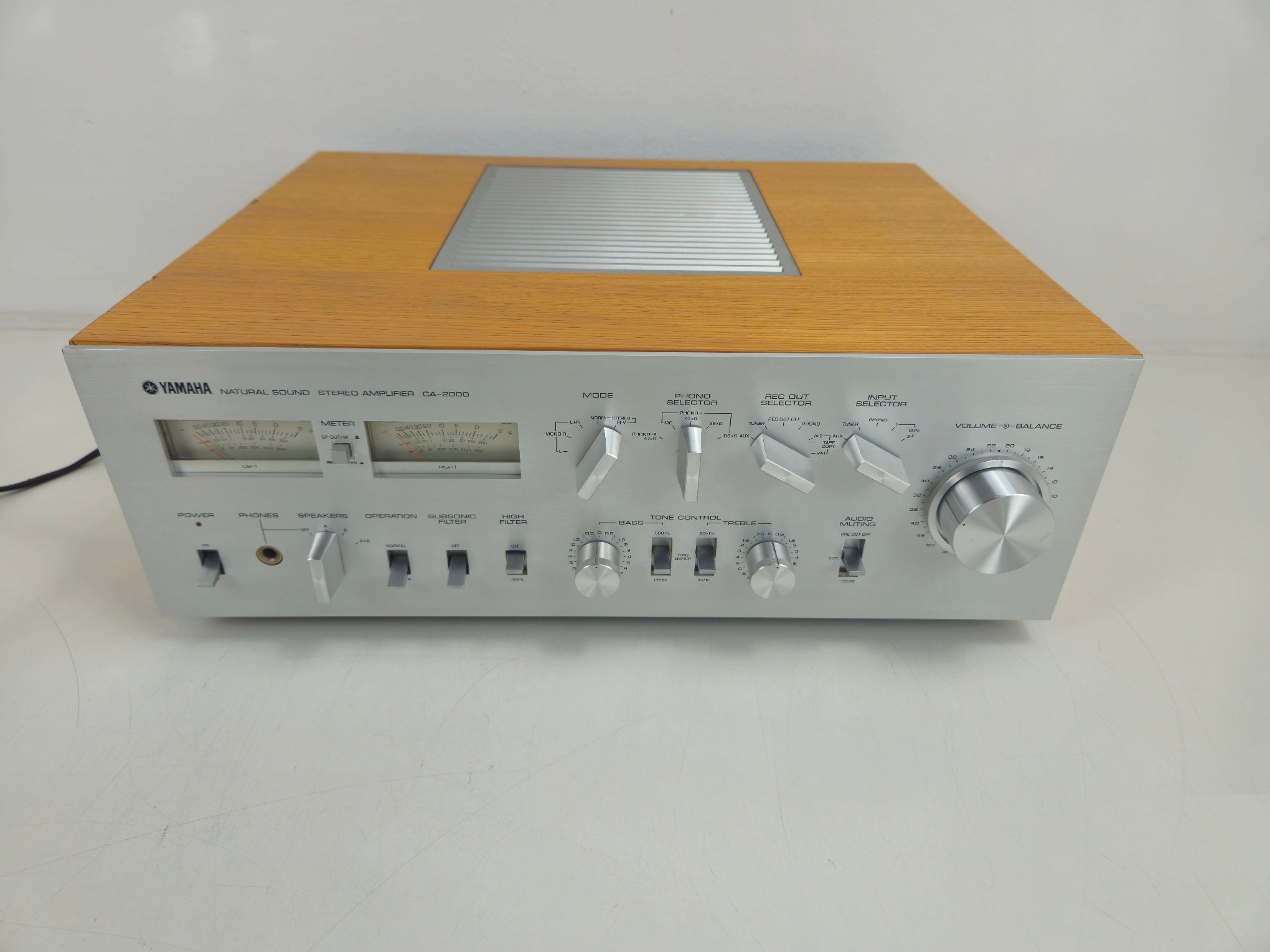 Yamaha - CA-2000 - Natural Sound Stereo Amplifier - Fully Serviced
