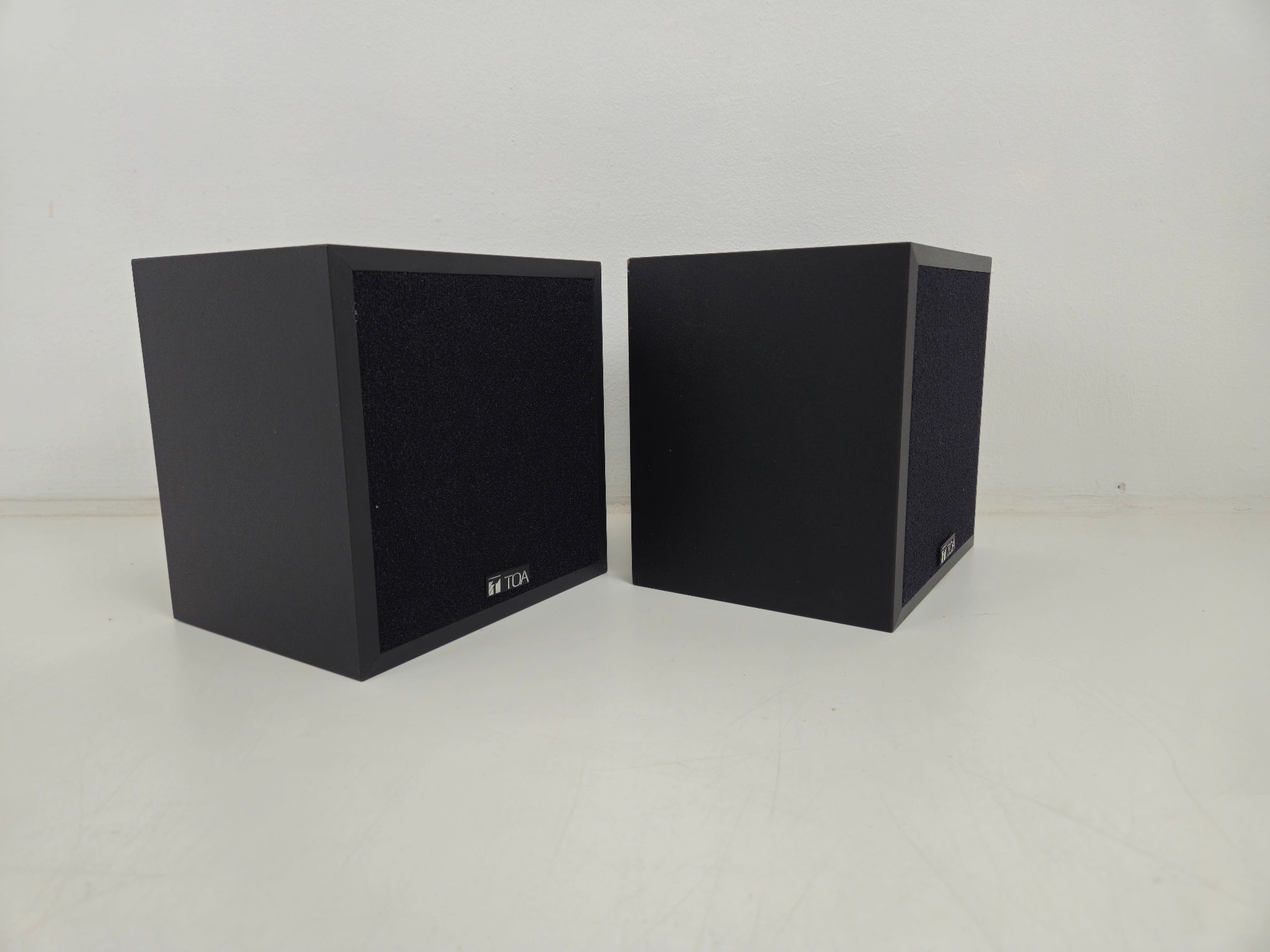 Toa - RS-21M -  Passive Studio Reference Monitors