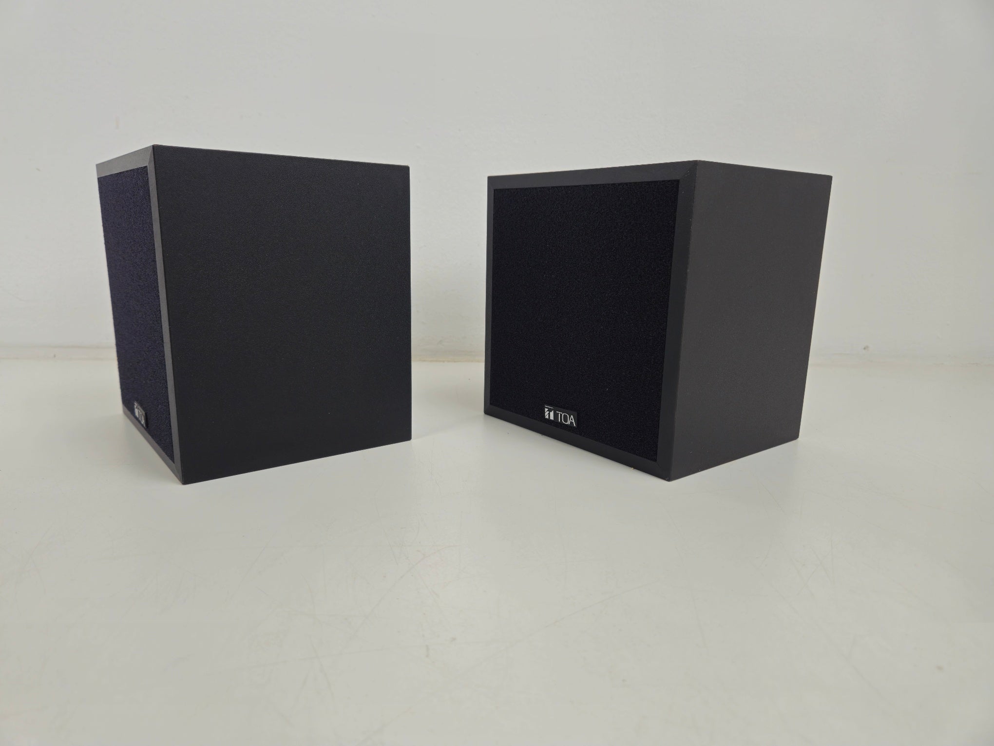 Toa - RS-21M -  Passive Studio Reference Monitors