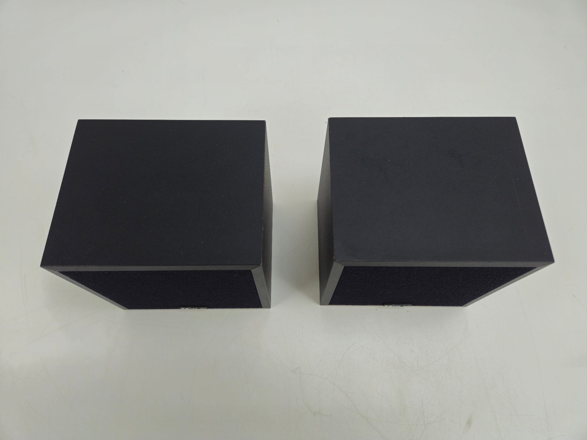Toa - RS-21M -  Passive Studio Reference Monitors