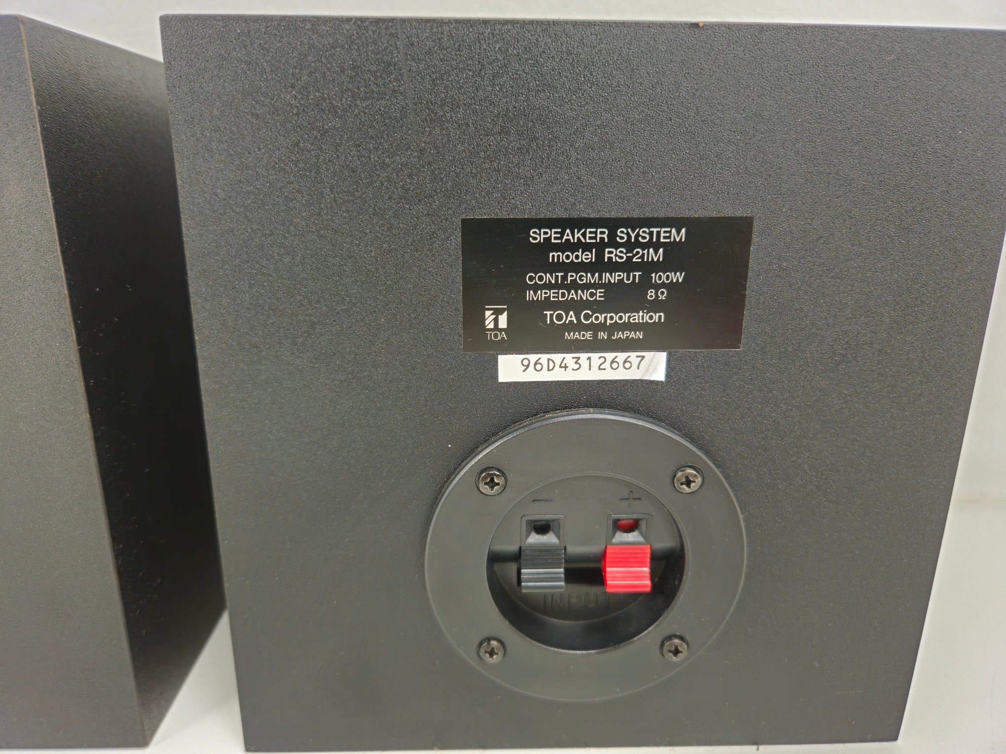 Toa - RS-21M -  Passive Studio Reference Monitors