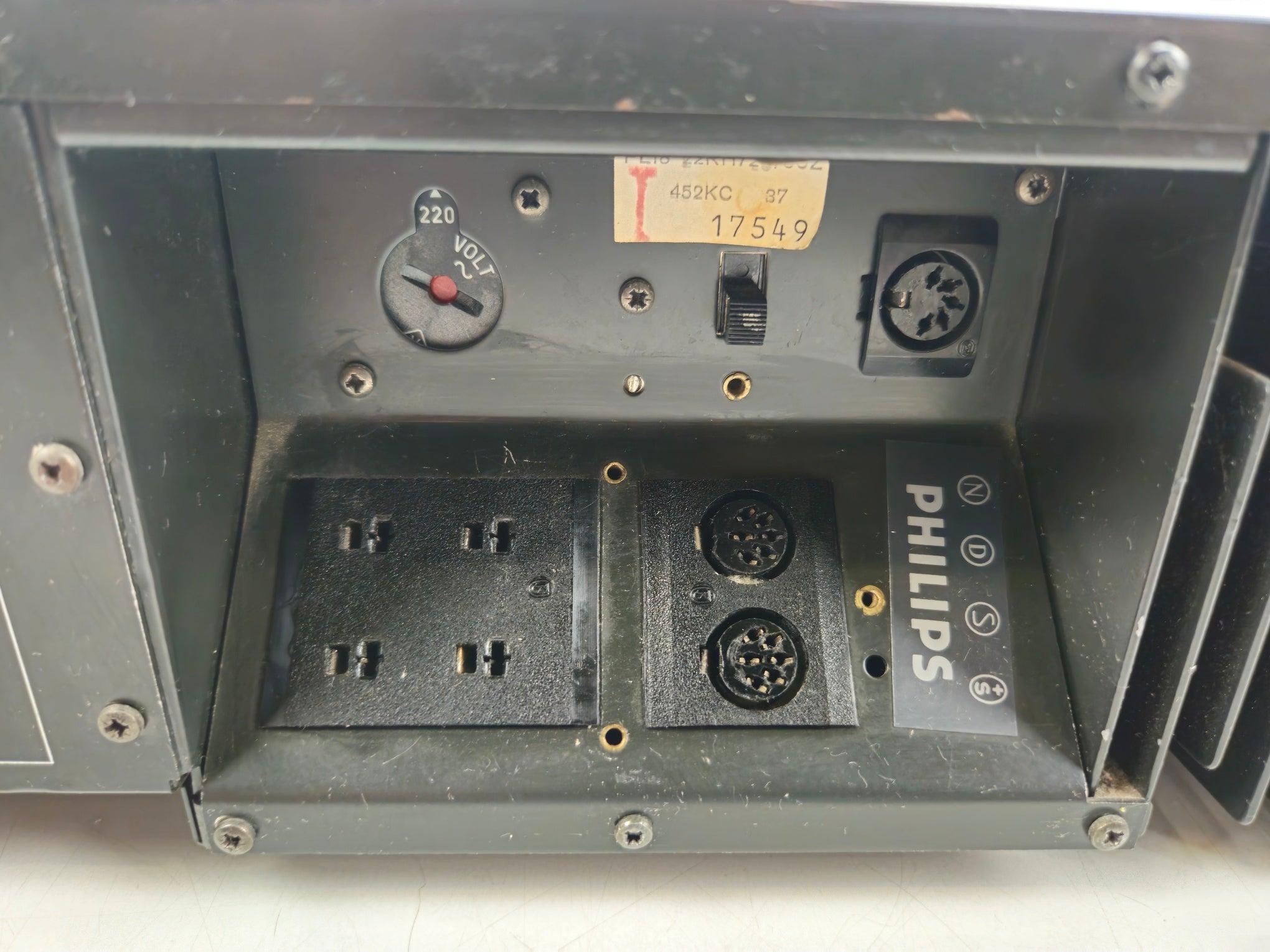Philips - RH720 - Hi-Fi Tuner Amplifier - Receiver