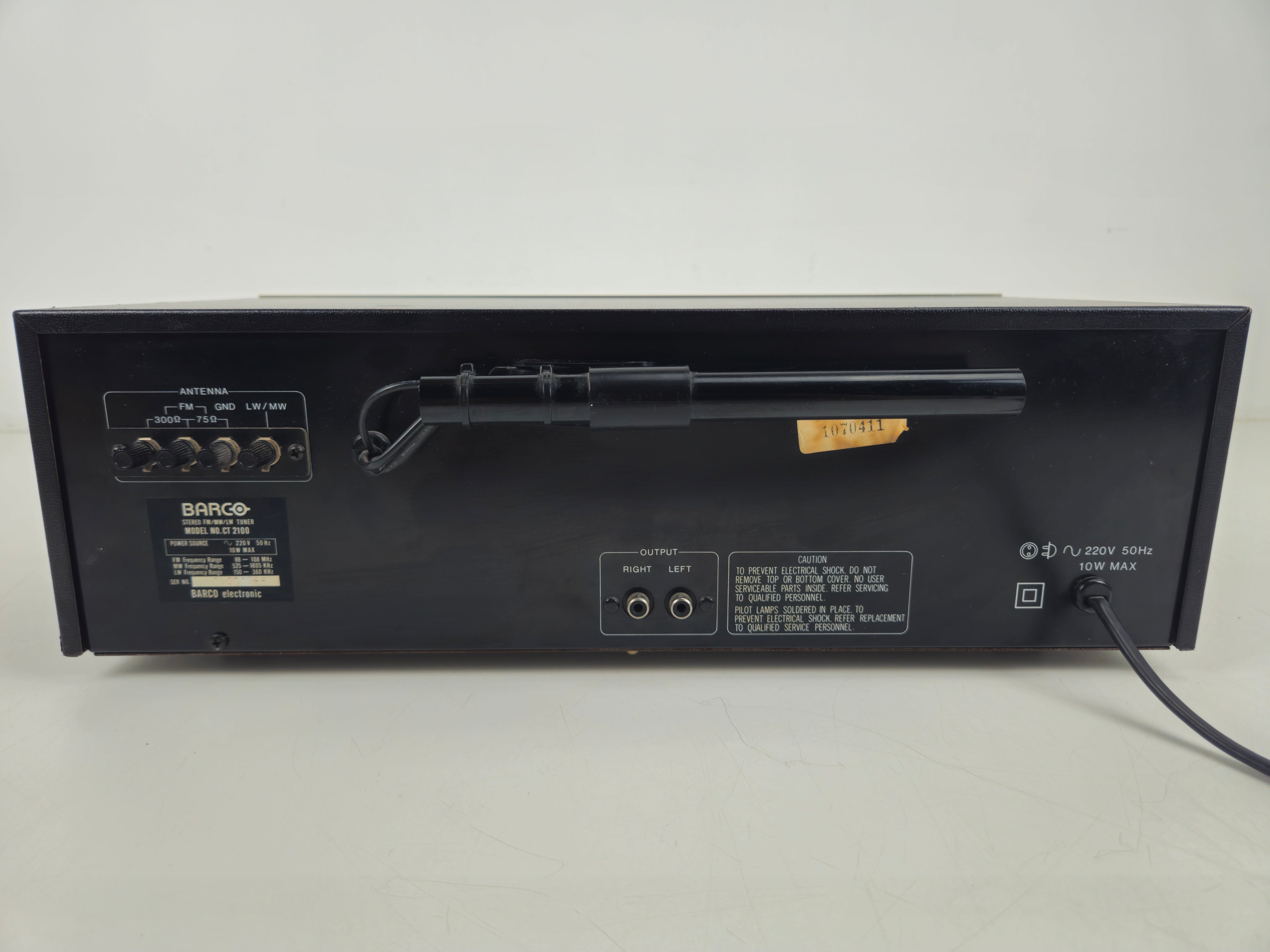 Barco - CT2100 - Stereo FM/MW/LW Tuner