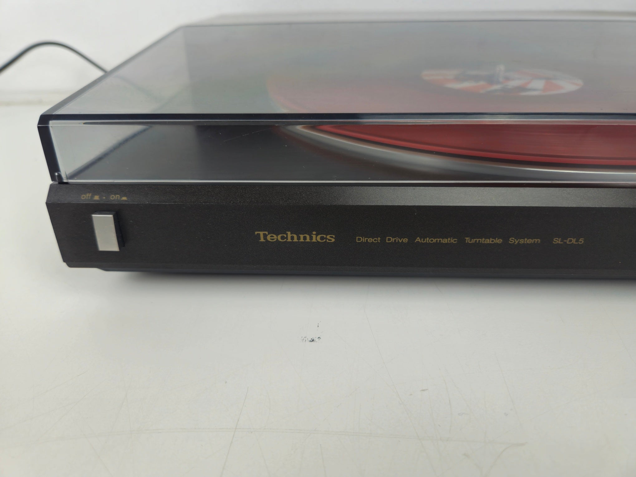 Technics - SL-DL5 -  Direct-Drive Fully-Automatic Linear Tracking Turntable