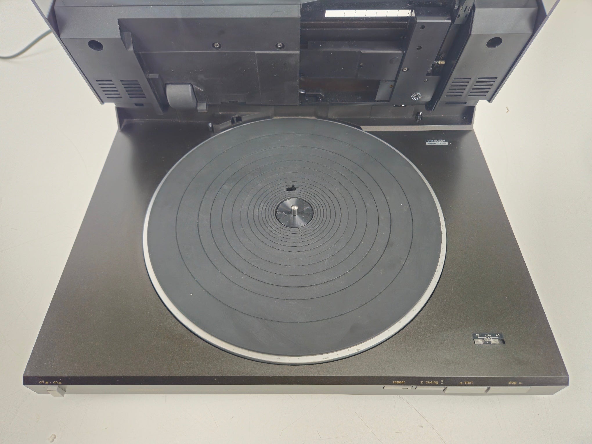 Technics - SL-DL5 -  Direct-Drive Fully-Automatic Linear Tracking Turntable