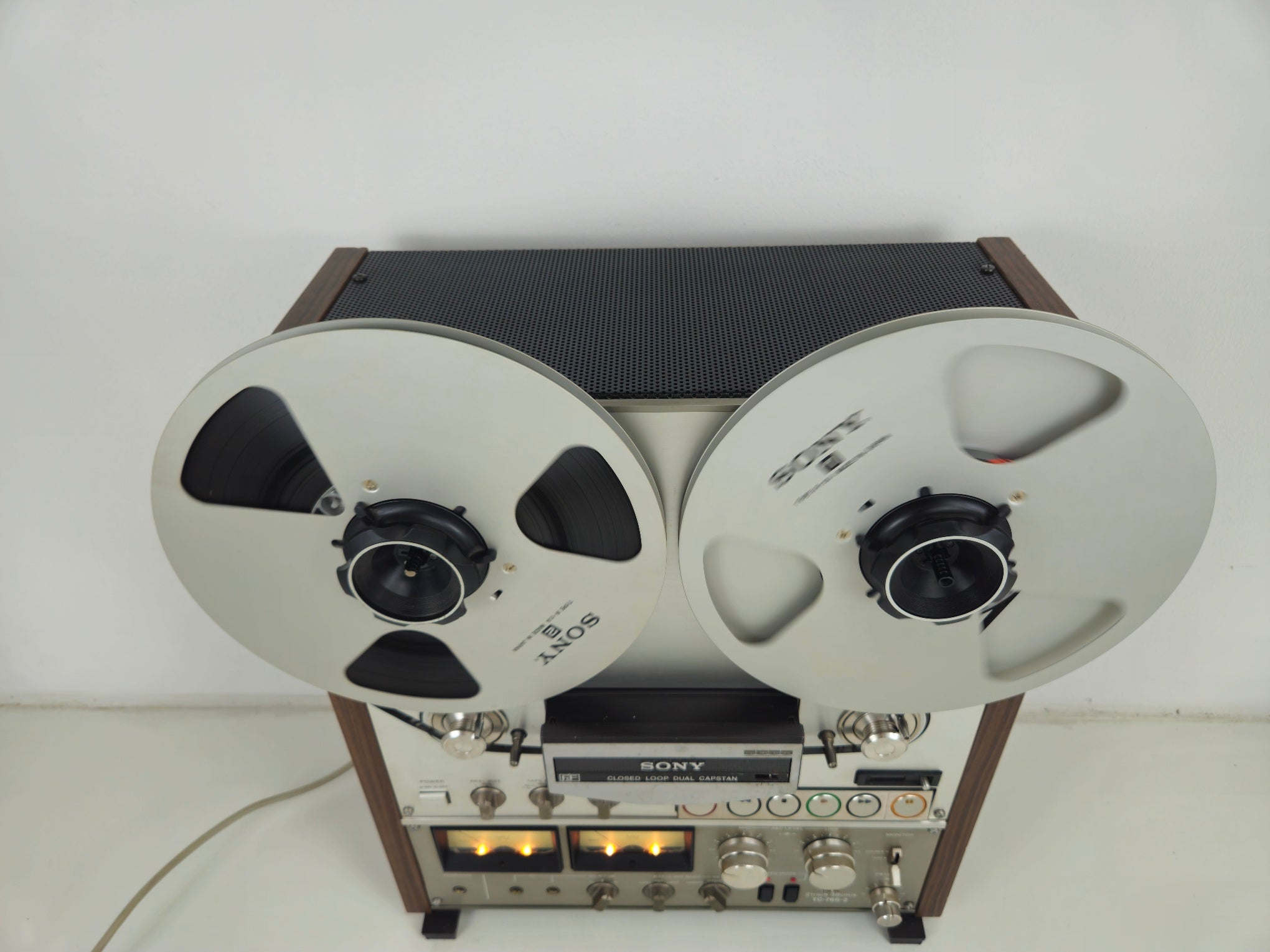 Sony - TC-766-2 - 19/38 cms  - Stereo Tape Deck - 2 Track HS - Serviced/Recapped