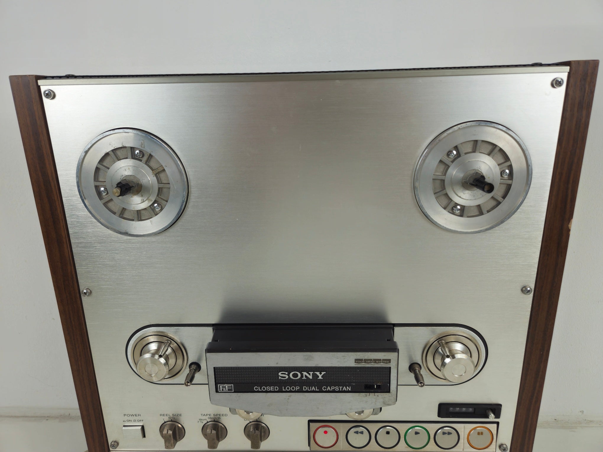 Sony - TC-766-2 - 19/38 cms  - Stereo Tape Deck - 2 Track HS - Serviced/Recapped