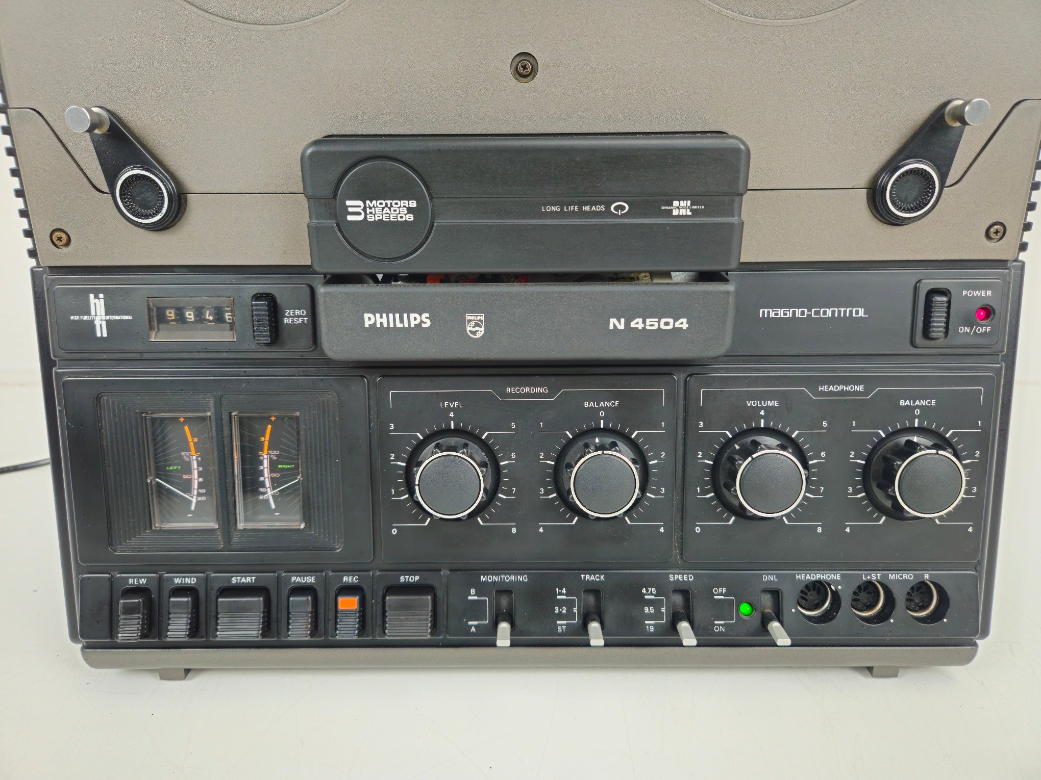 Philips - N4504 - Stereo Tape Deck - New belts - Dust cover