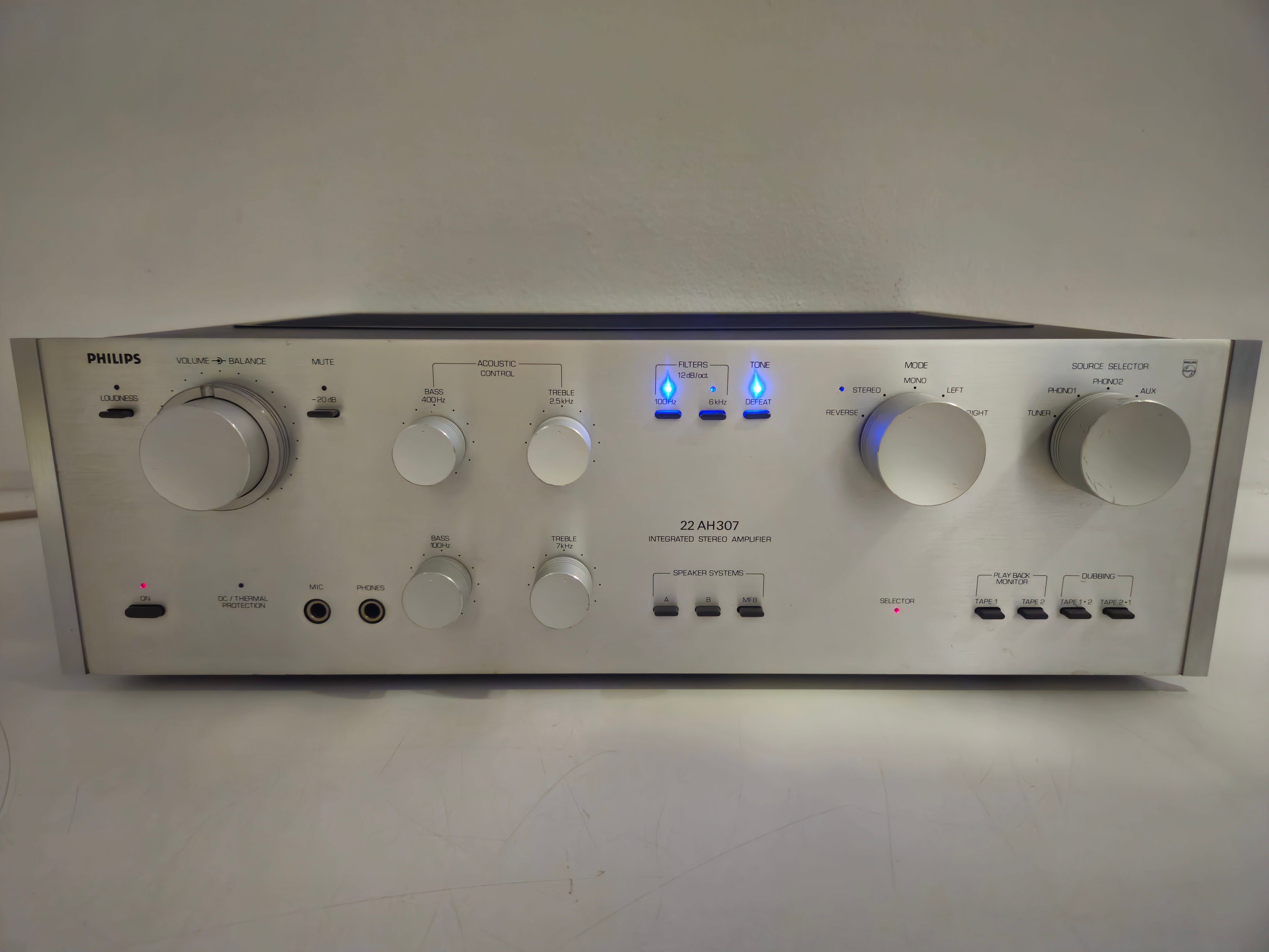 Philips - 22 AH307 - Integrated Stereo Amplifier - Mint condition