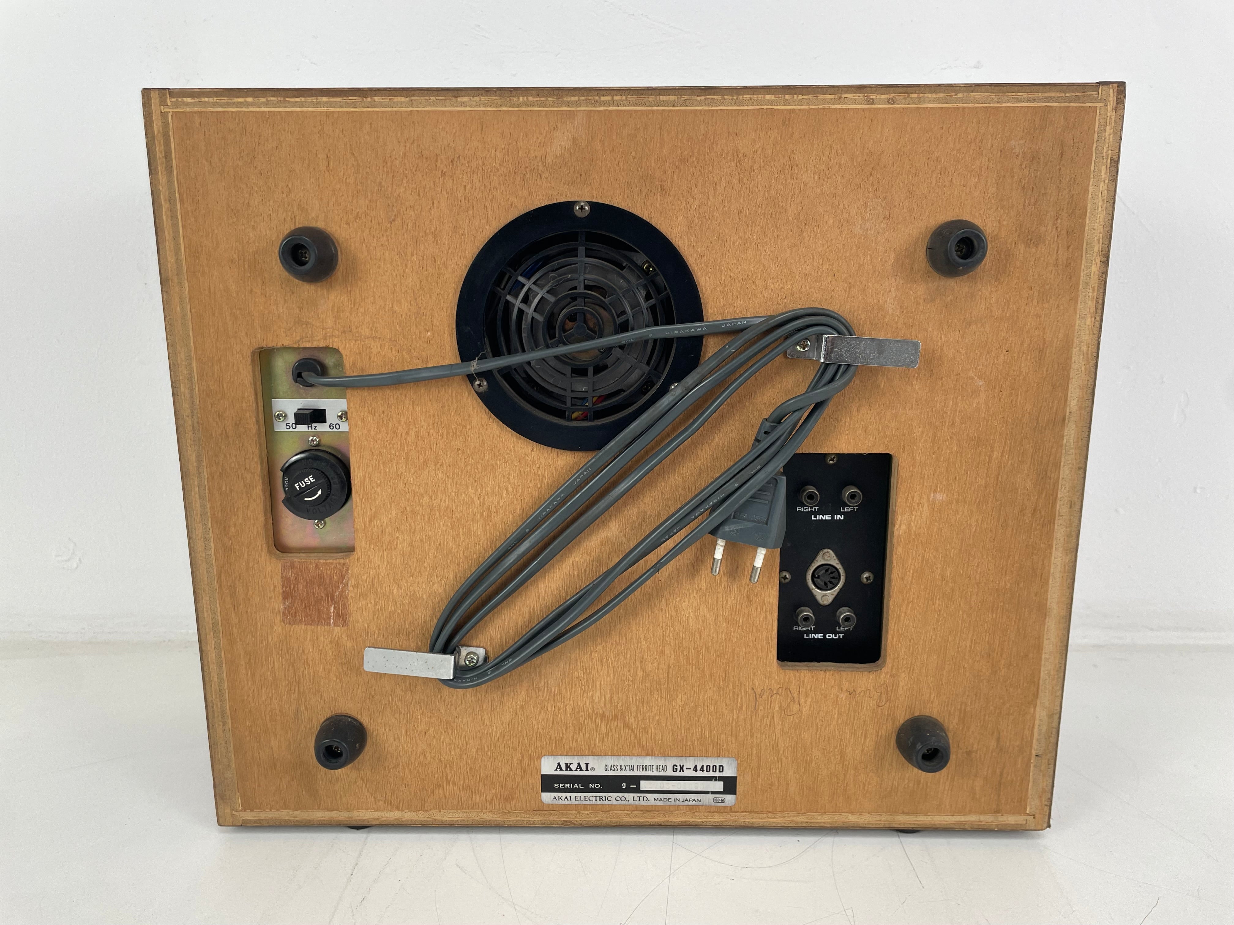 Akai - 4400D - Reel to Reel Recorder - 3-Head - 18 CM - Serviced (Repaired)