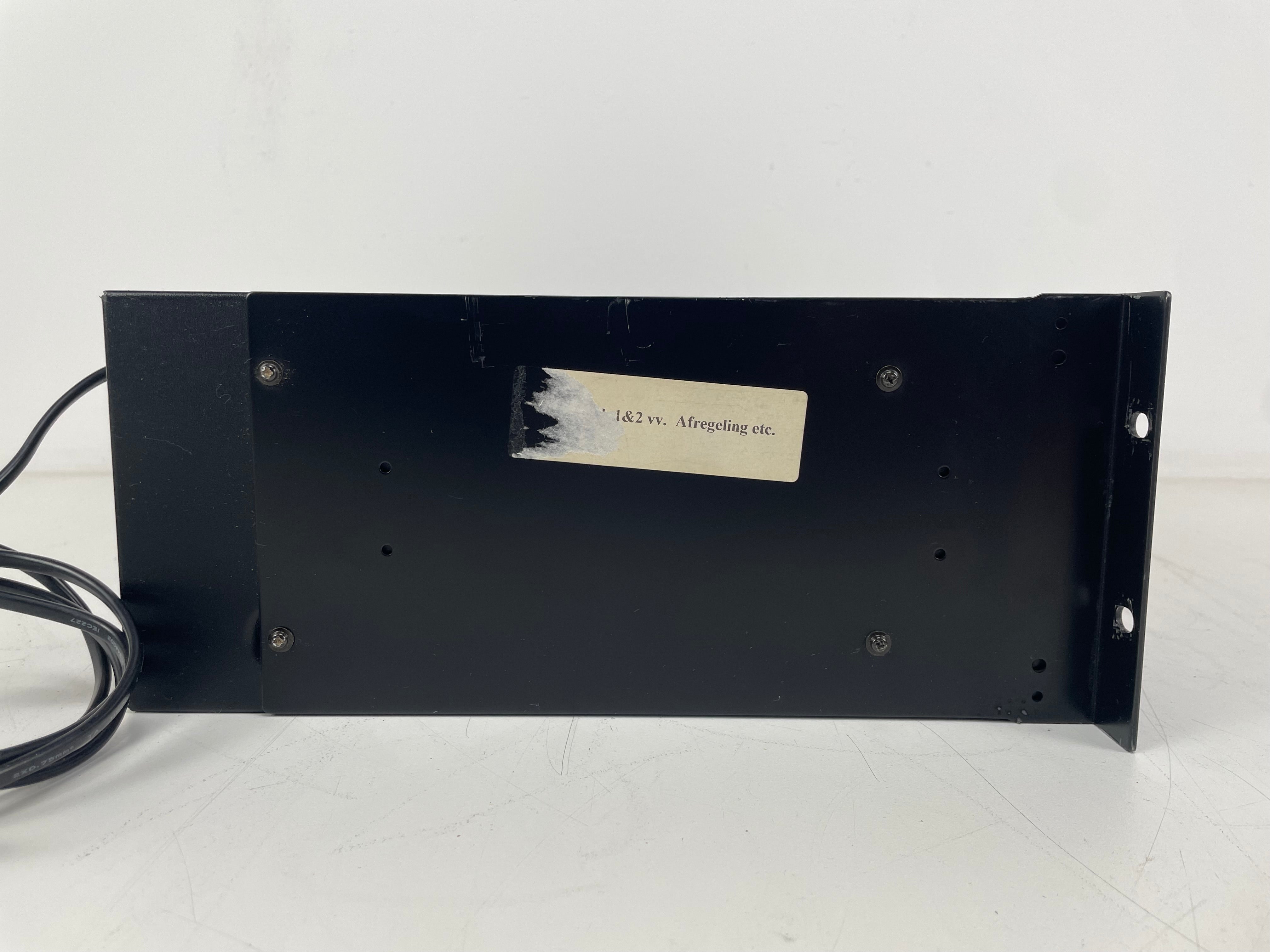 Tascam - 302 - Double Cassette Deck - Auto-Reverse - 2-Head - Serviced (New Belts)