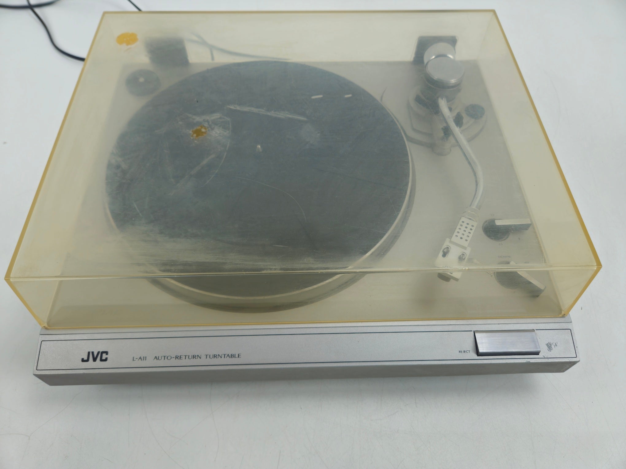 JVC - L-A11 - Auto Return Turntable - New Belt