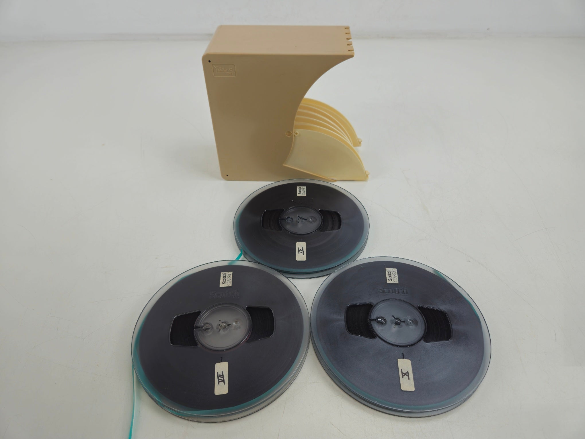 Schneider - Archive box