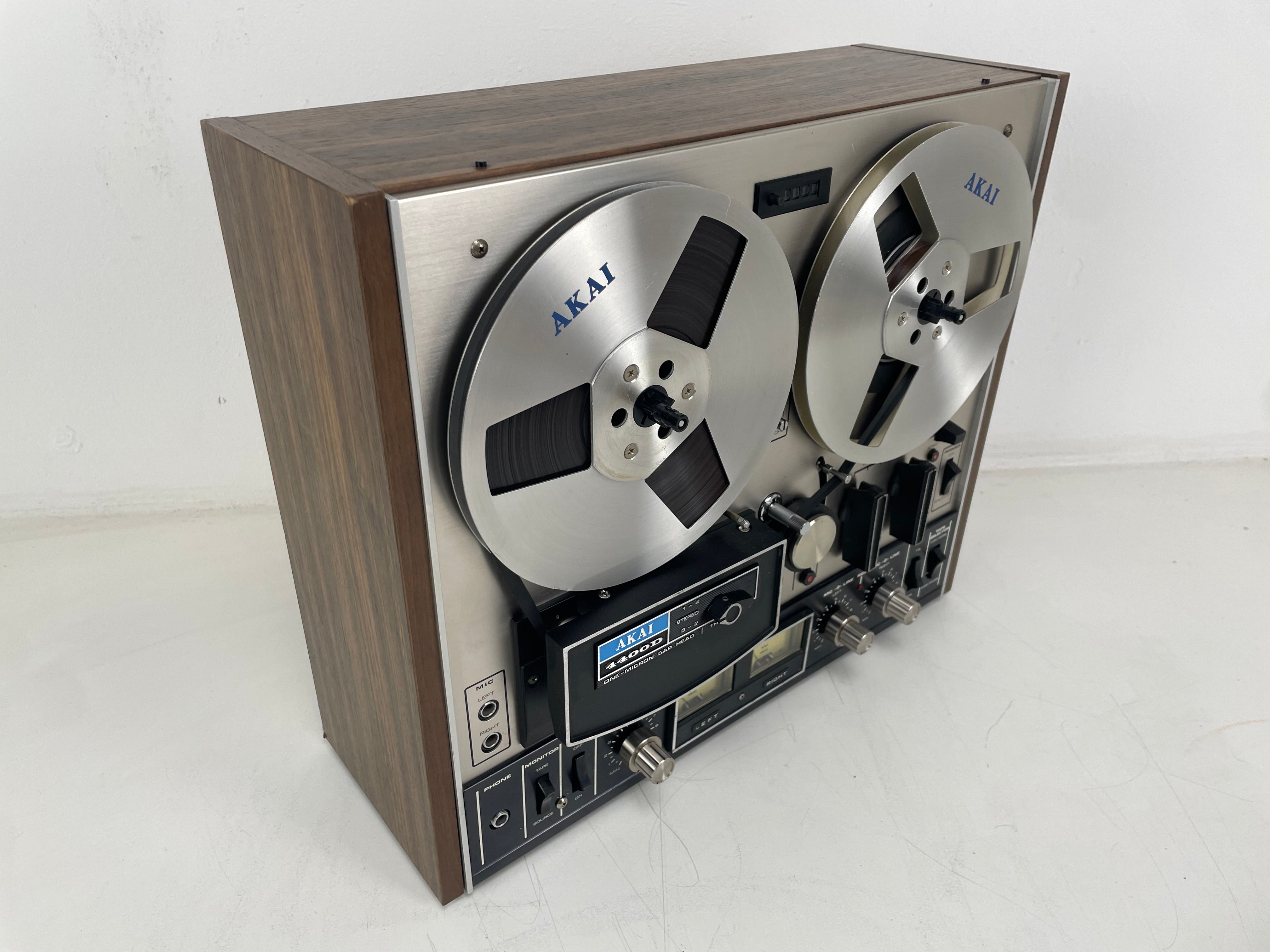Akai - 4400D - Reel to Reel Recorder - 3-Head - 18 CM - Serviced (Repaired)