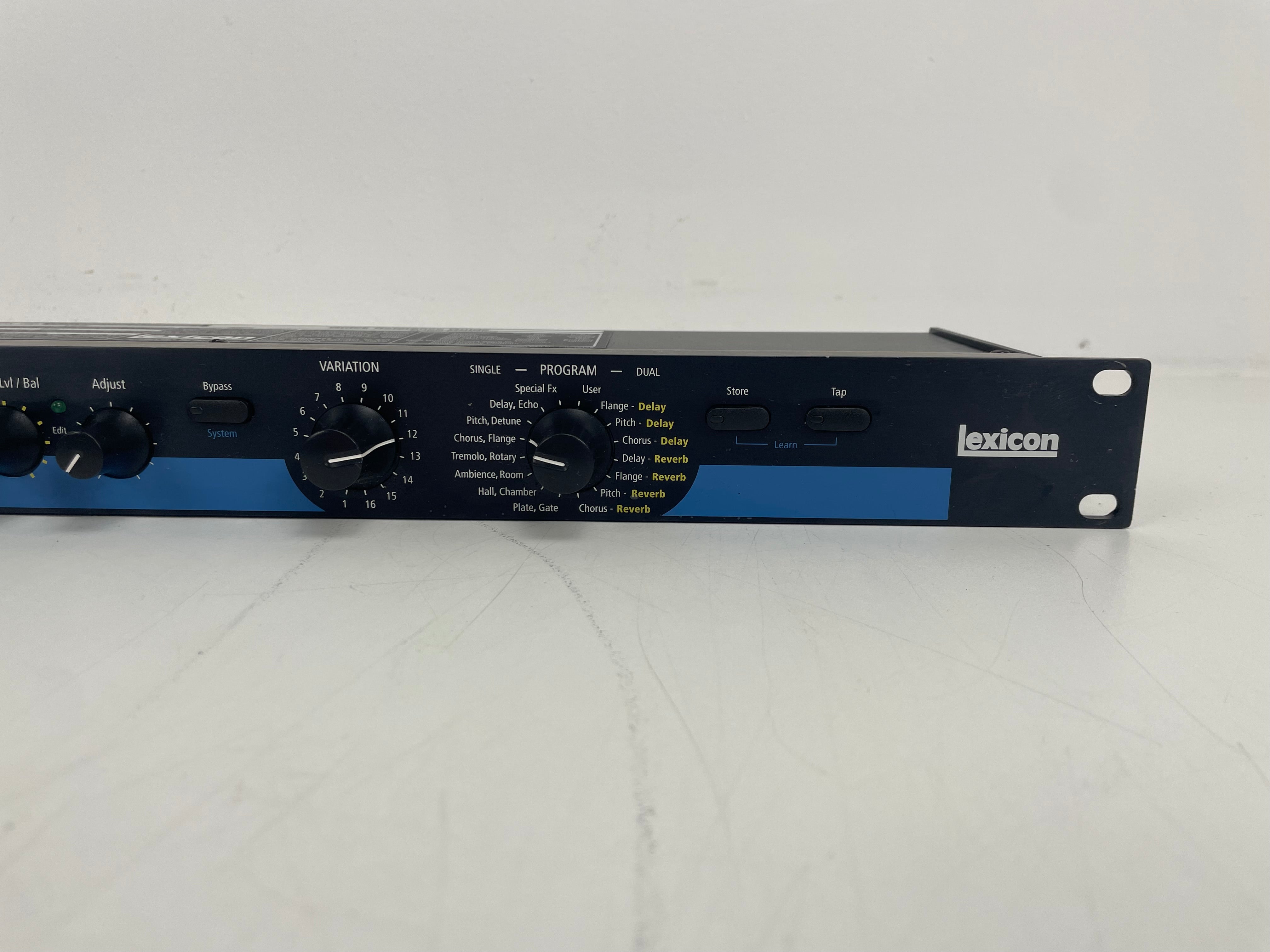 Lexicon MPX100 Effects Processor – AS IS