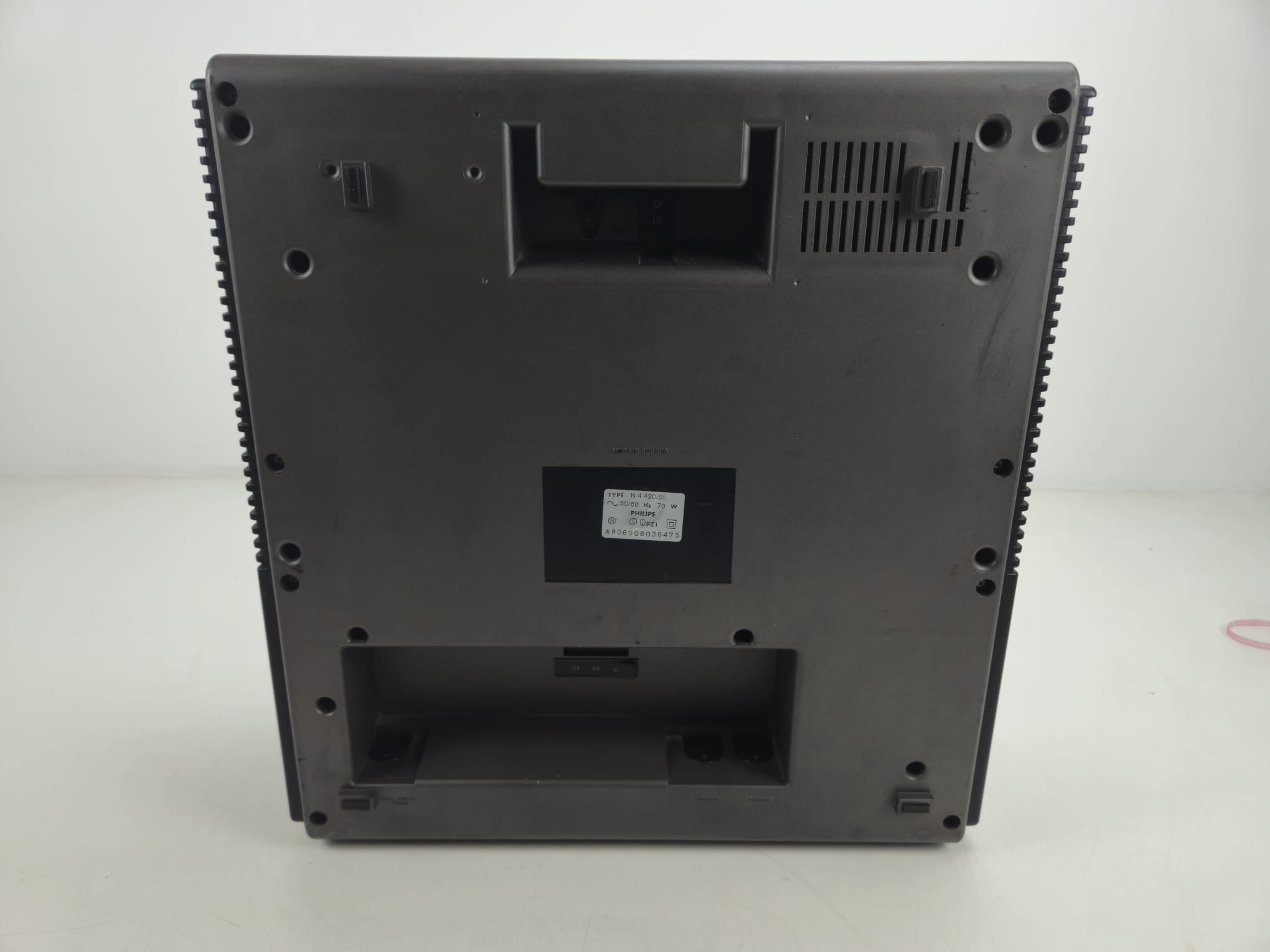 Philips - N4420 - Stereo reel to reel - Dust cover - New belts  - Build in speaker