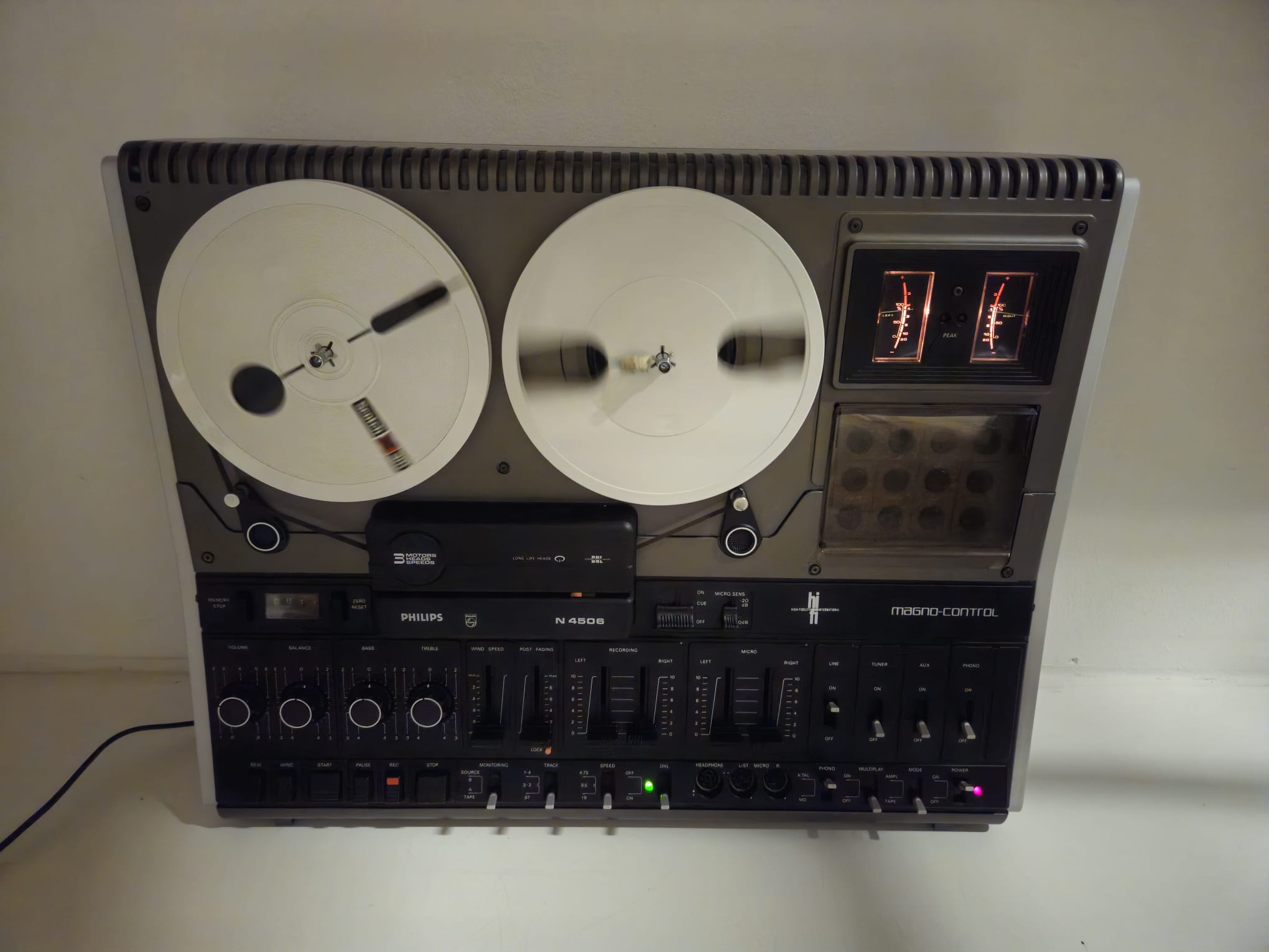 Philips - 4506 - Stereo Tape Deck - New belts - Dust cover