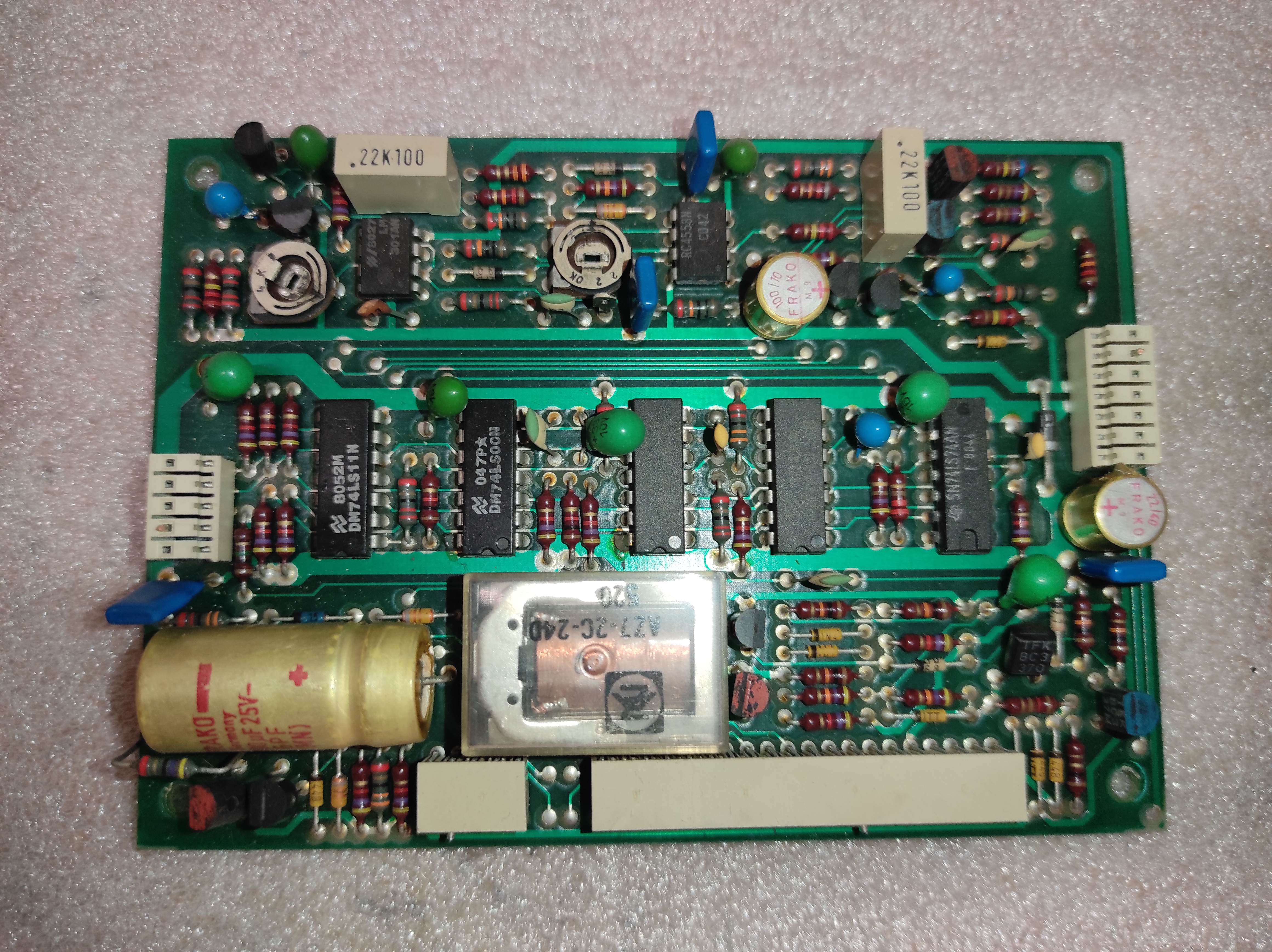 Revox B795 turntable main PCB not checked, for parts