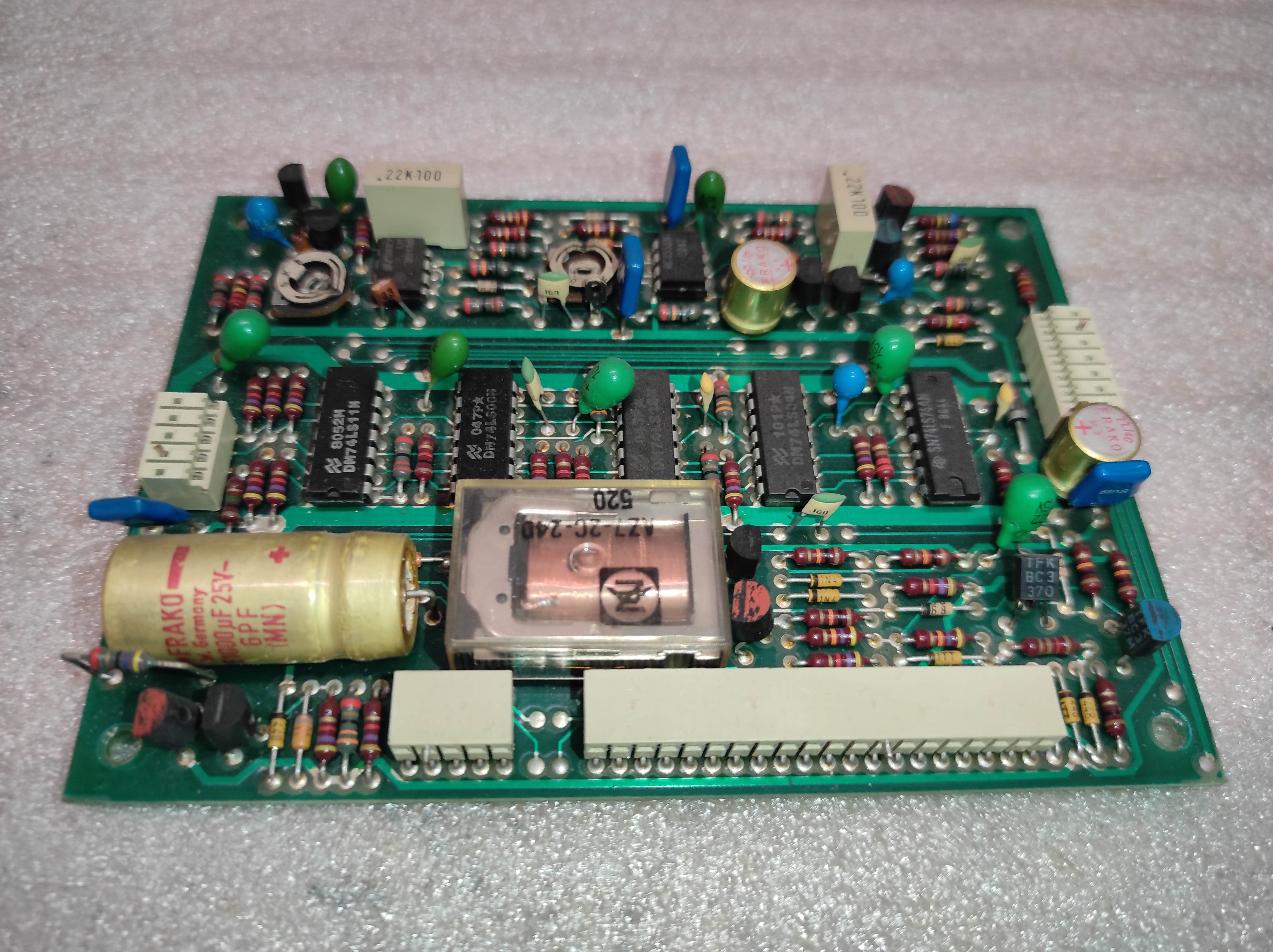 Revox B795 turntable main PCB not checked, for parts