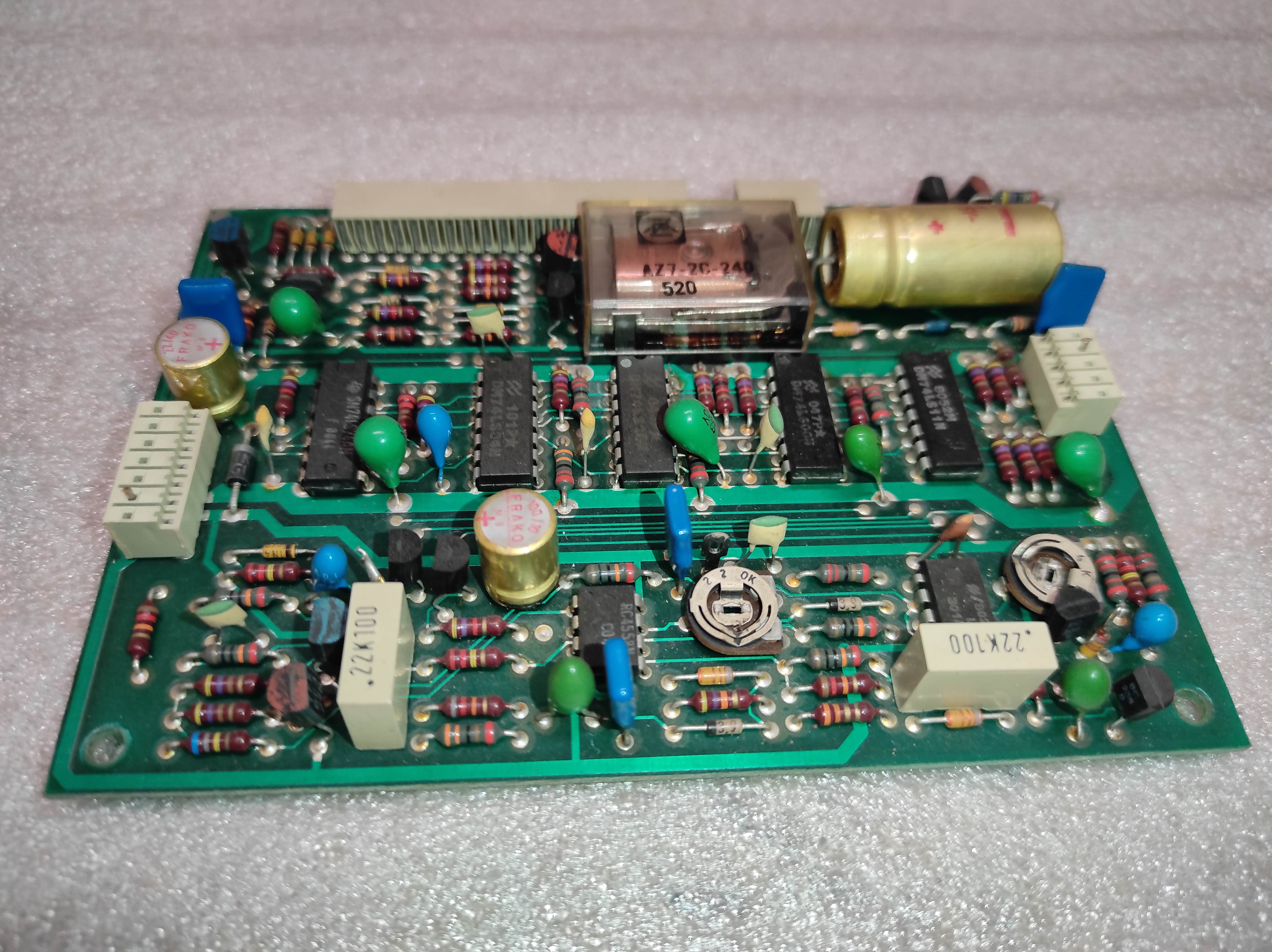 Revox B795 turntable main PCB not checked, for parts