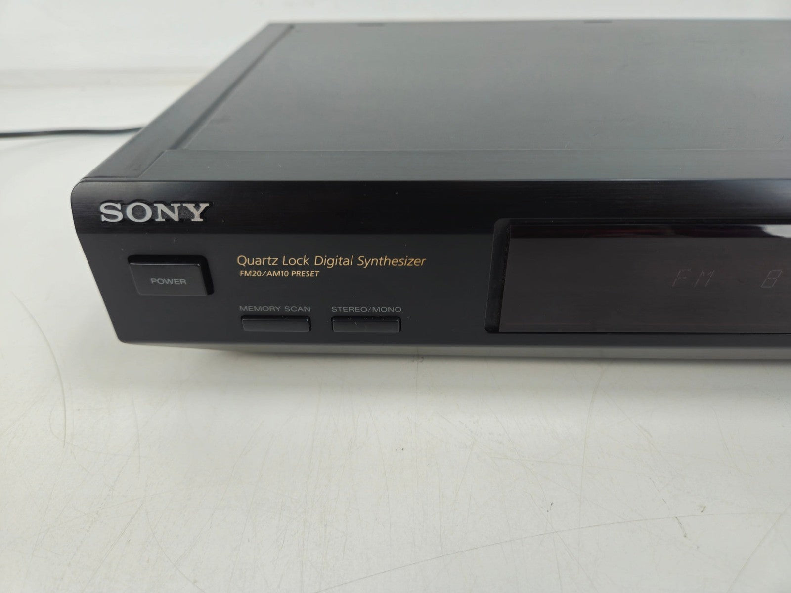 Sony ST - SE200 FM stereo / FM - AM Tuner