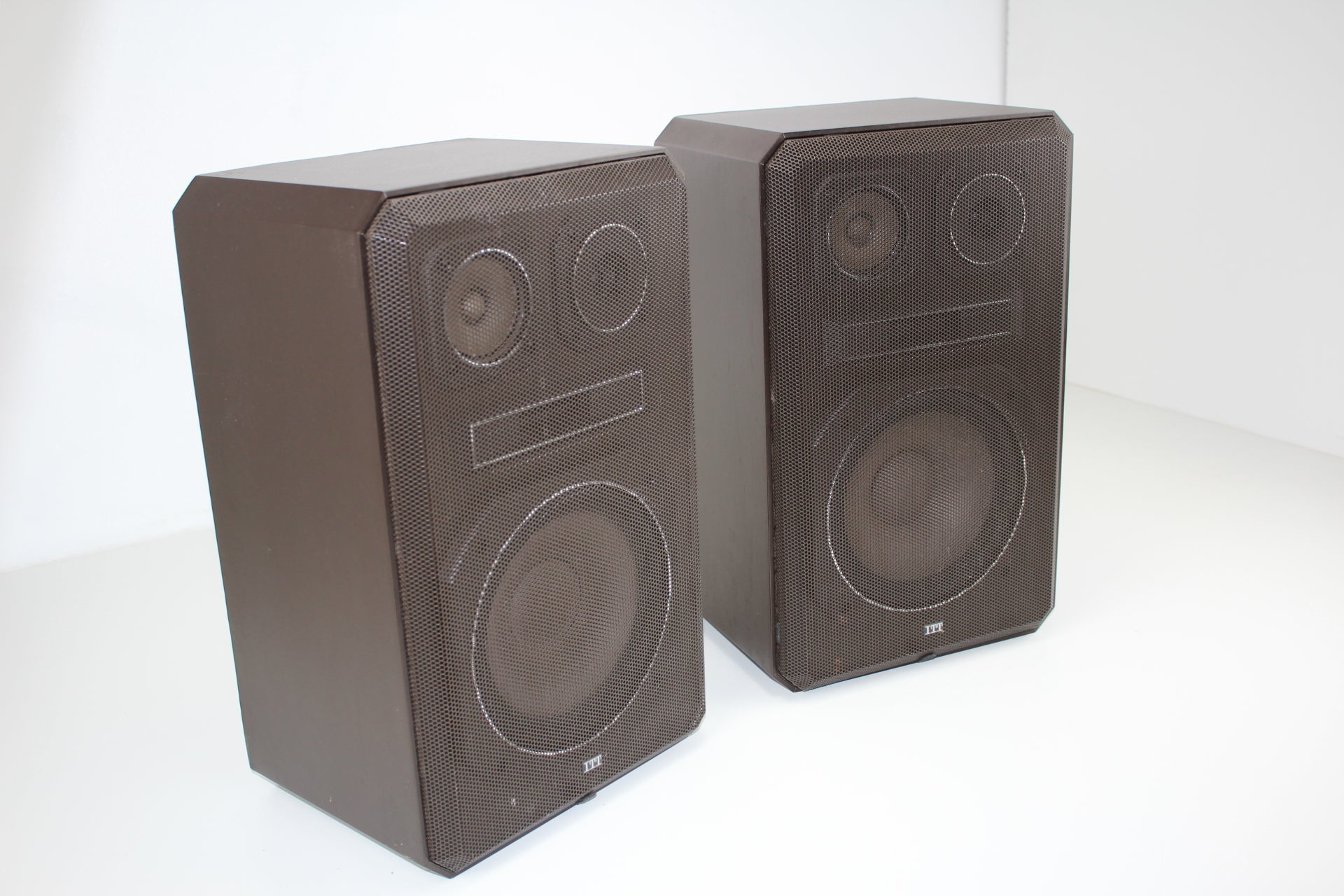 ITT HIFI Speakers - BR3-100  - 1980's