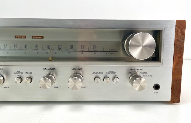 Pioneer Model SX - 550 Stereo Receiver - Serviced/Recapped/New side pannels