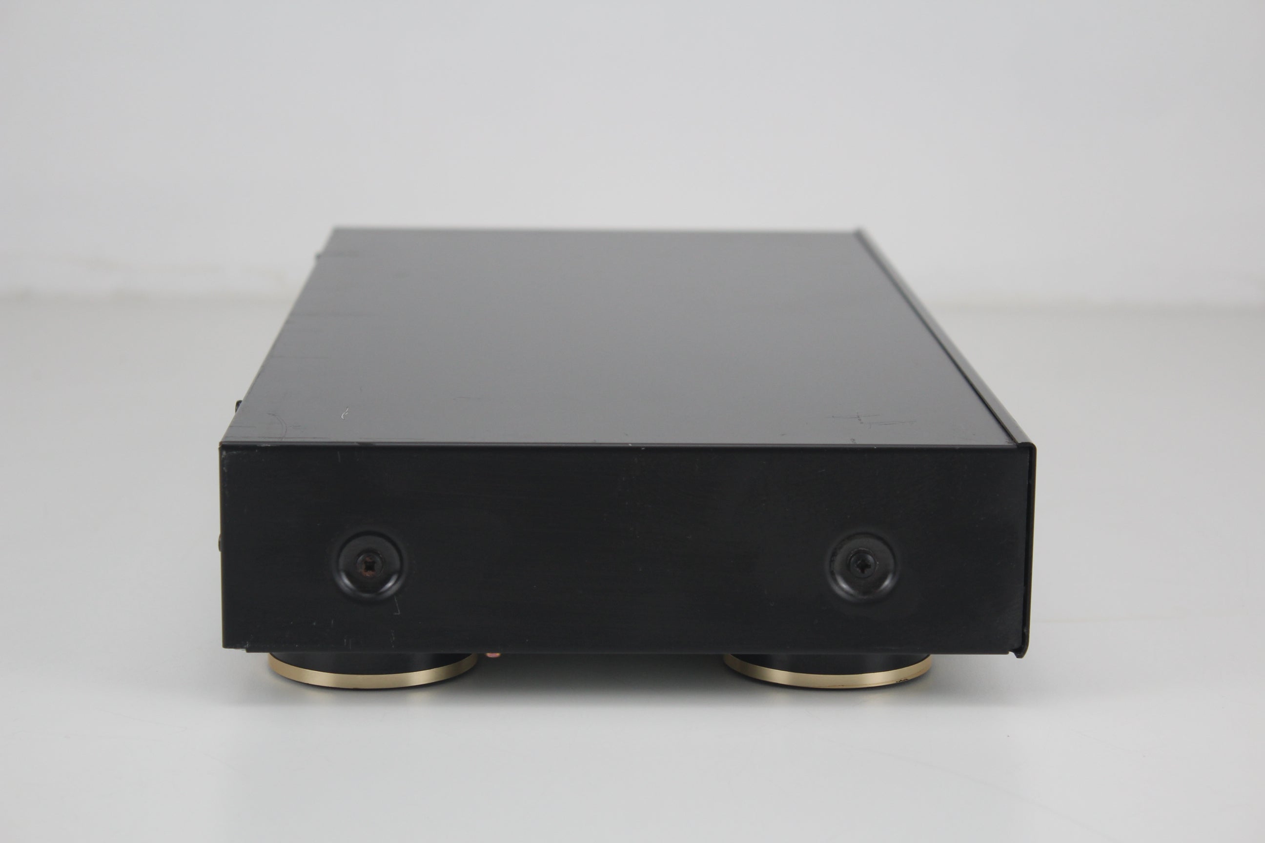Denon TU-215RD Audio Component / Am-FM Stereo Tuner