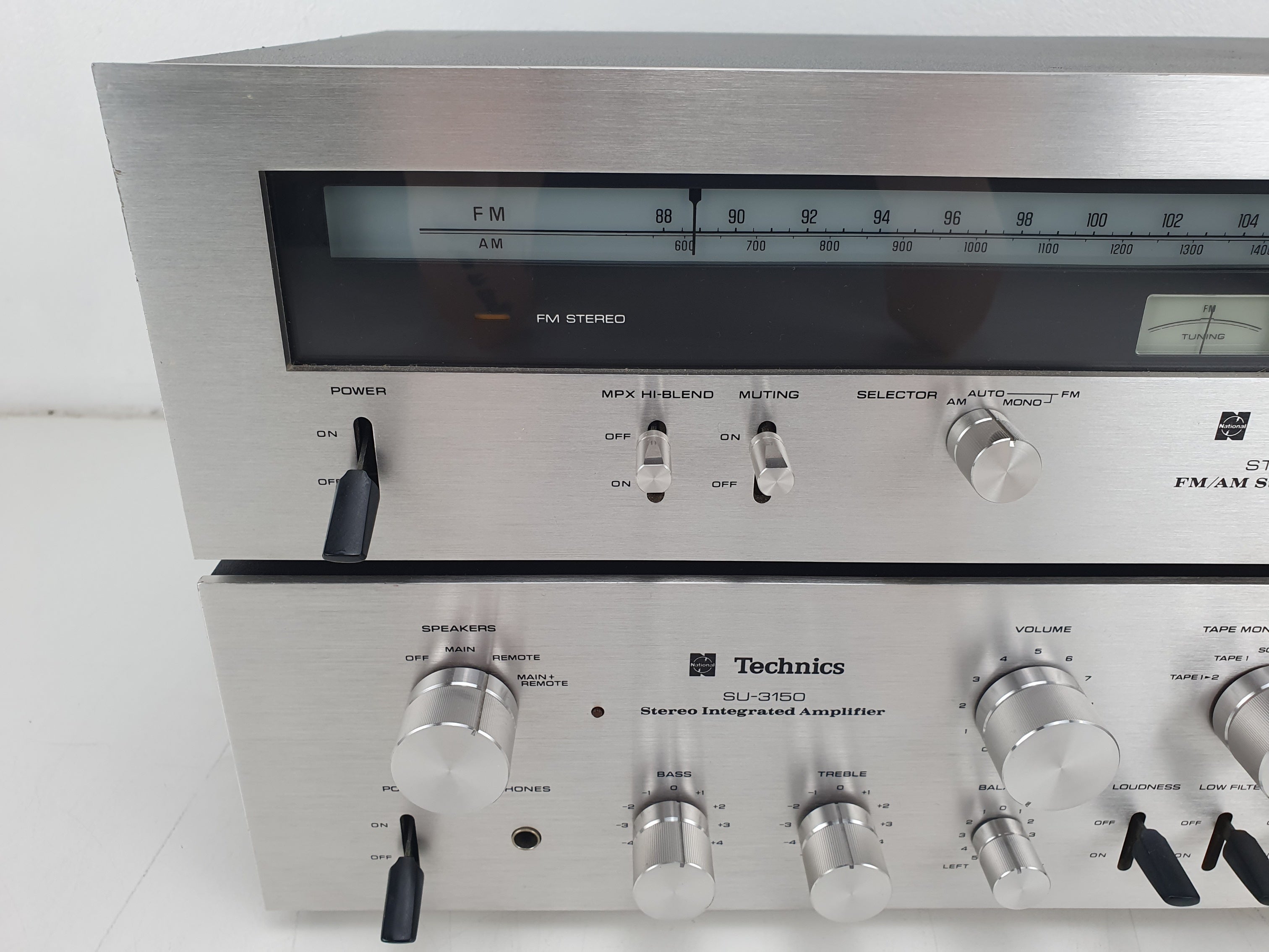 Technics SU-3150 geïntegreerde versterker - ST-3159 tuner - Mooie set