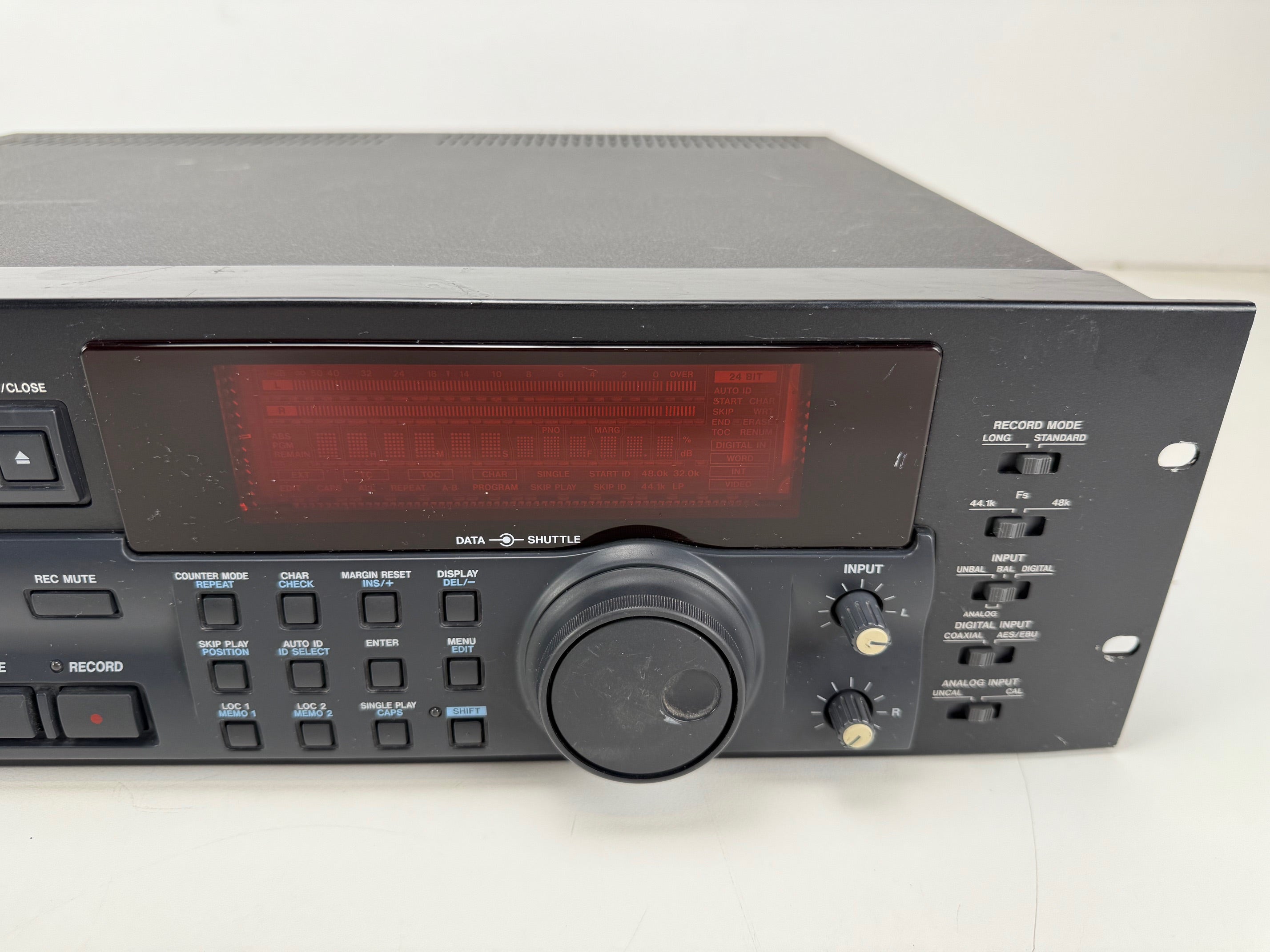 Tascam DA 40 Professional DAT-recorder - Onderhoud uitgevoerd