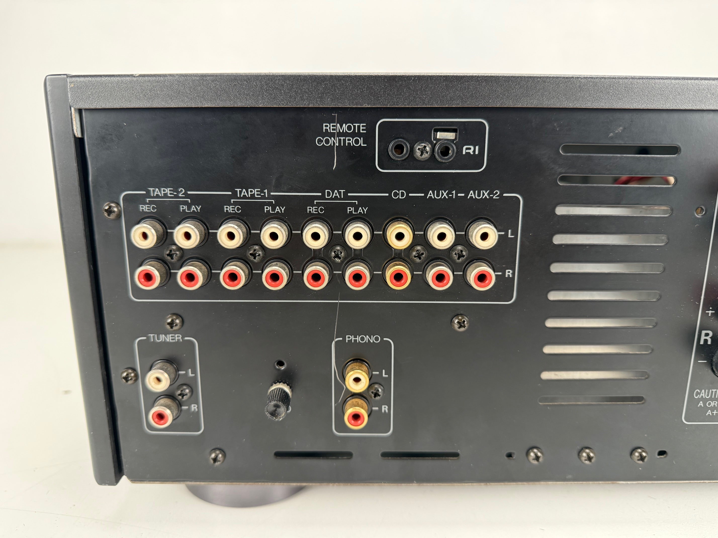 Onkyo A-8850 geïntegreerde stereo versterker - 80 watt bij 8 ohm