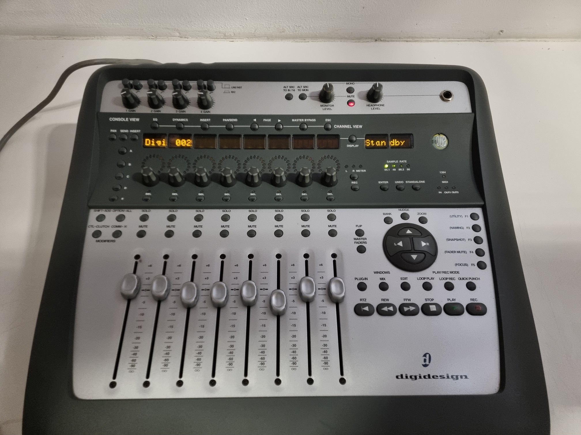 Digidesign DIGI 002 - Digital Audio Interface Console - power Tested
