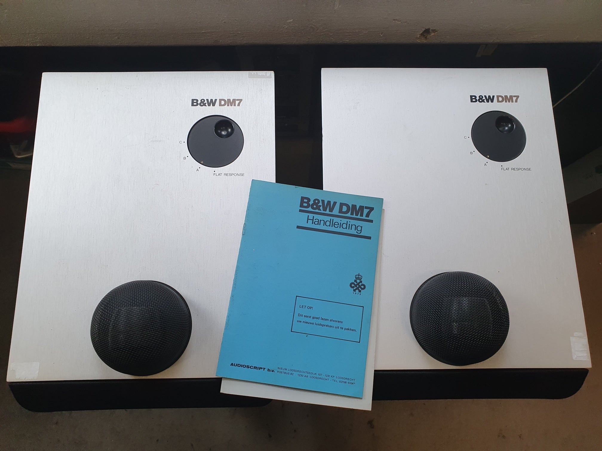 B&W DM7 large passive 3 way speaker set - matched pair
