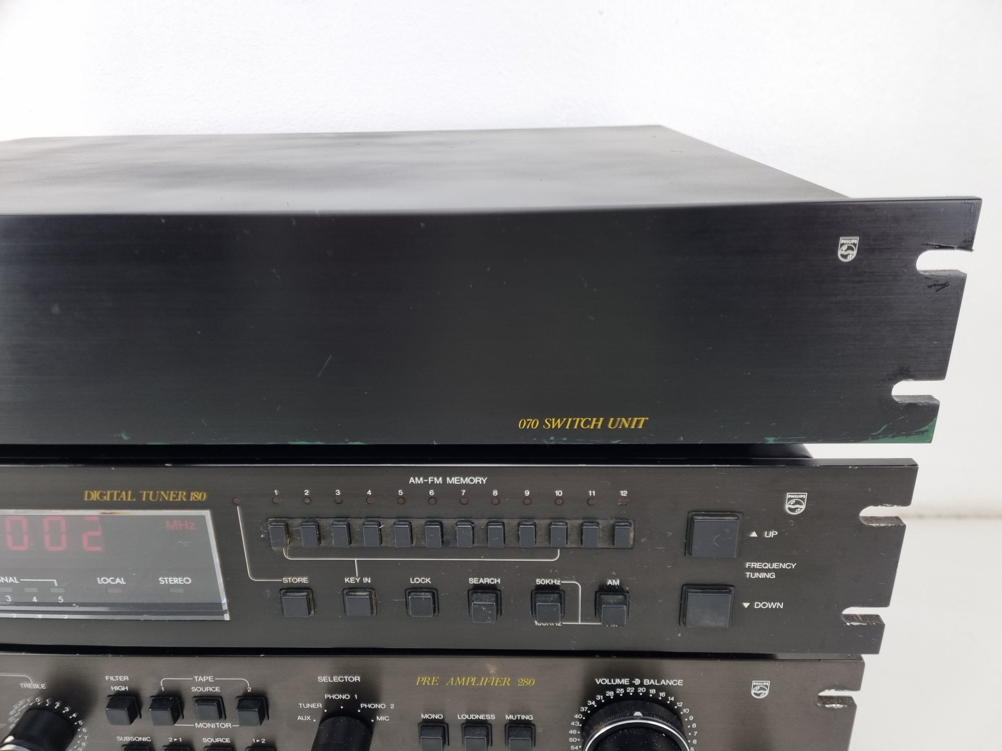 Philips 070 Switch Unit  - 180 TUNER - 280 Pre amp - 380 DC Power Amp - Fully Serviced set