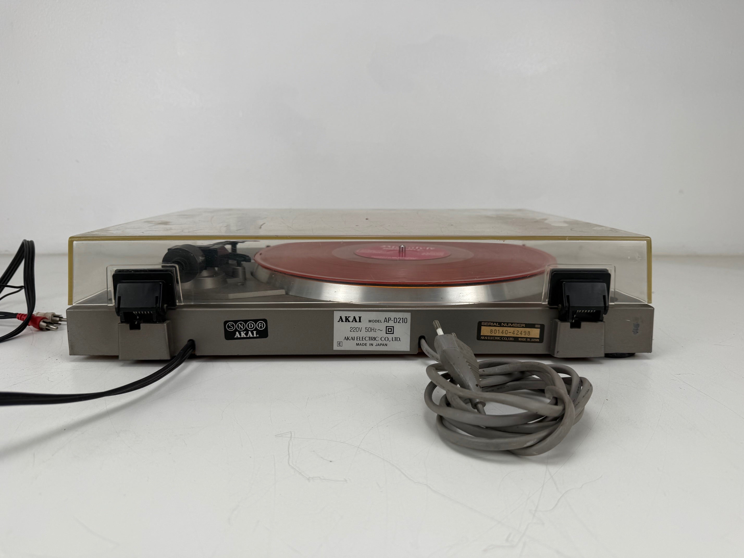 Akai AP-D210 Direct Drive draaitafel met nieuwe cartridge - Parelgrijs