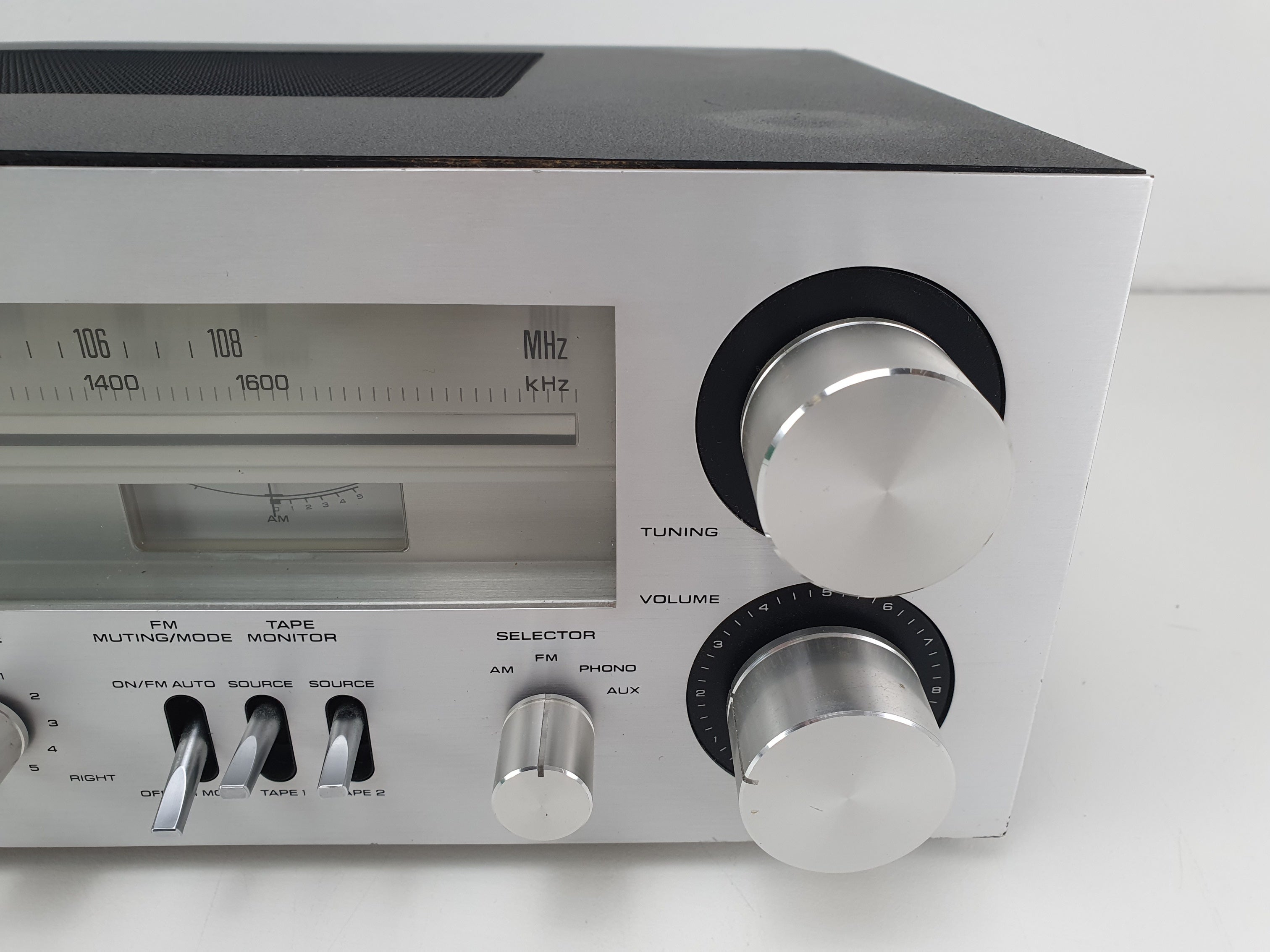 Technics SA-300 stereo-ontvanger - Onderhoud/Revisie van condensatoren/Phono-voorversterker