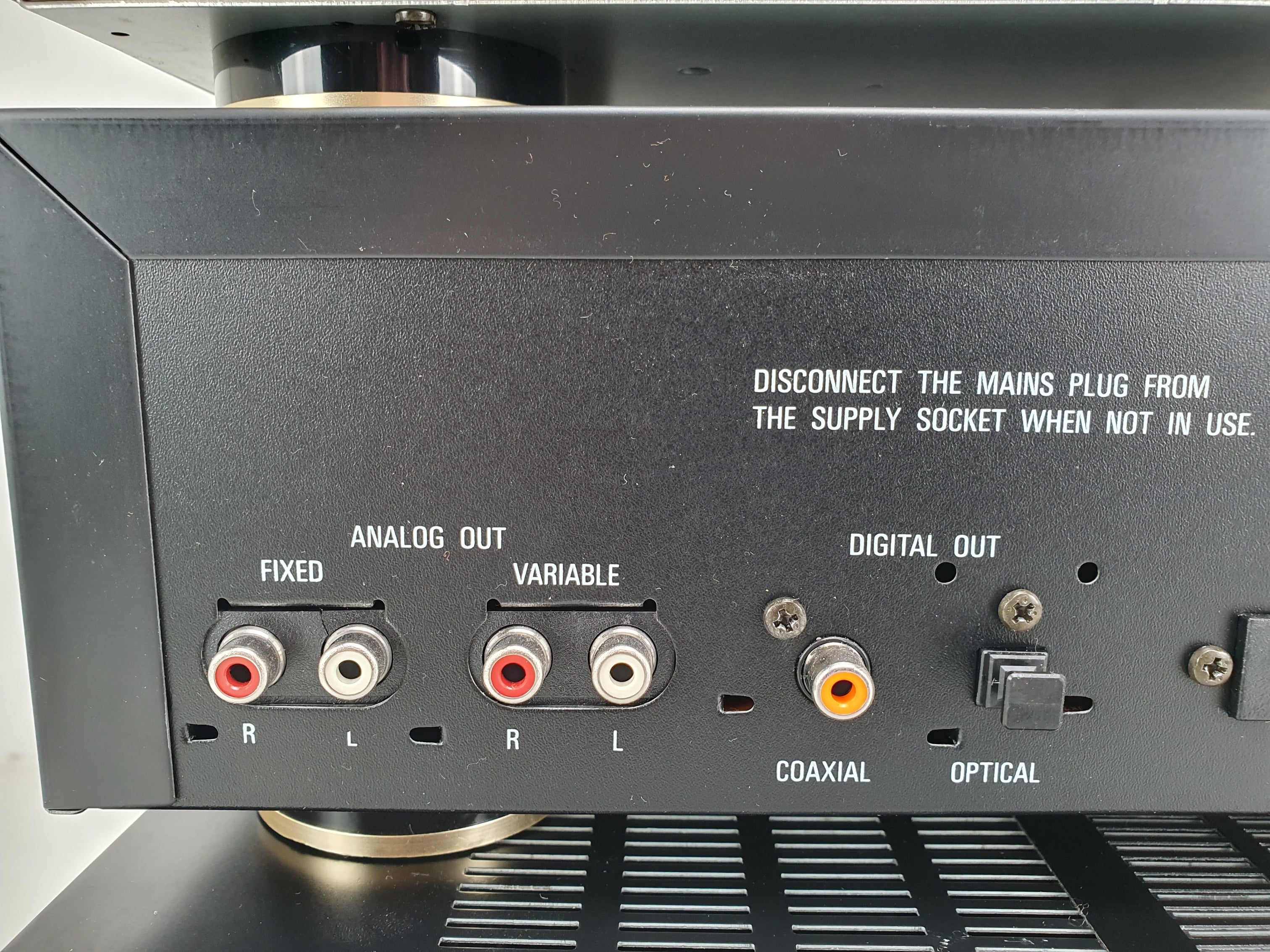 Denon PMA-95R (gereviseerd) versterker - DCD-1015 cd-speler - TU-580RD tuner - Inclusief afstandsbedieningen en handleidingen