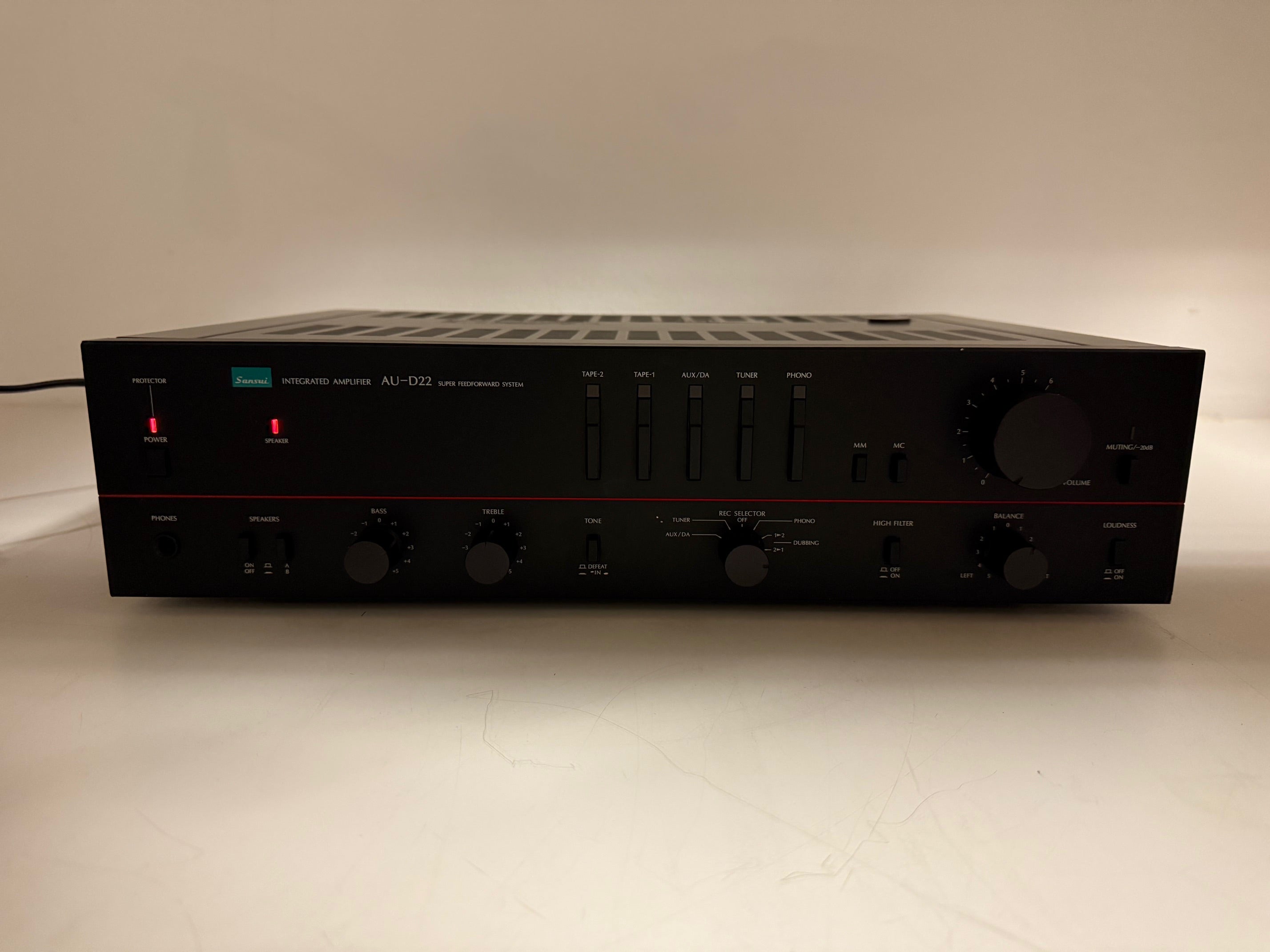 Sansui AU-D22 geïntegreerde versterker - Onderhoud/revisie van condensatoren