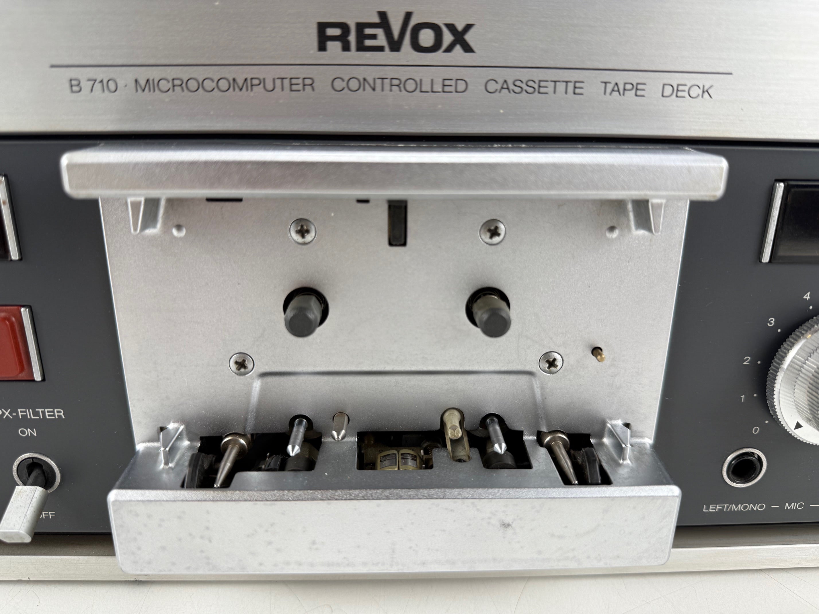 Studer Revox B710 microcomputergestuurd cassettedeck - Onderhoud uitgevoerd