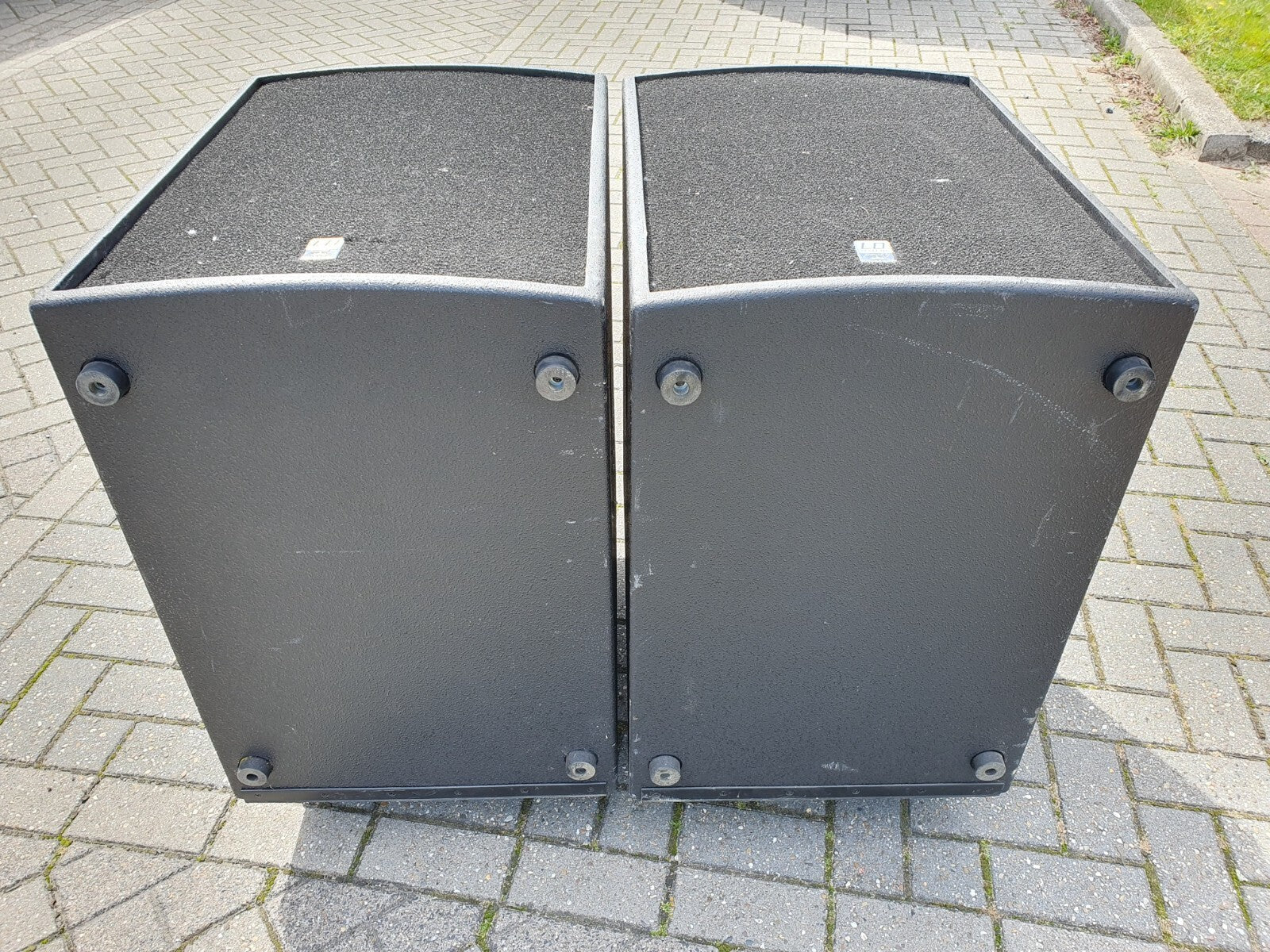 LD systems LDE SUB18 set van twee 800W 8 ohm passieve PA-luidsprekers