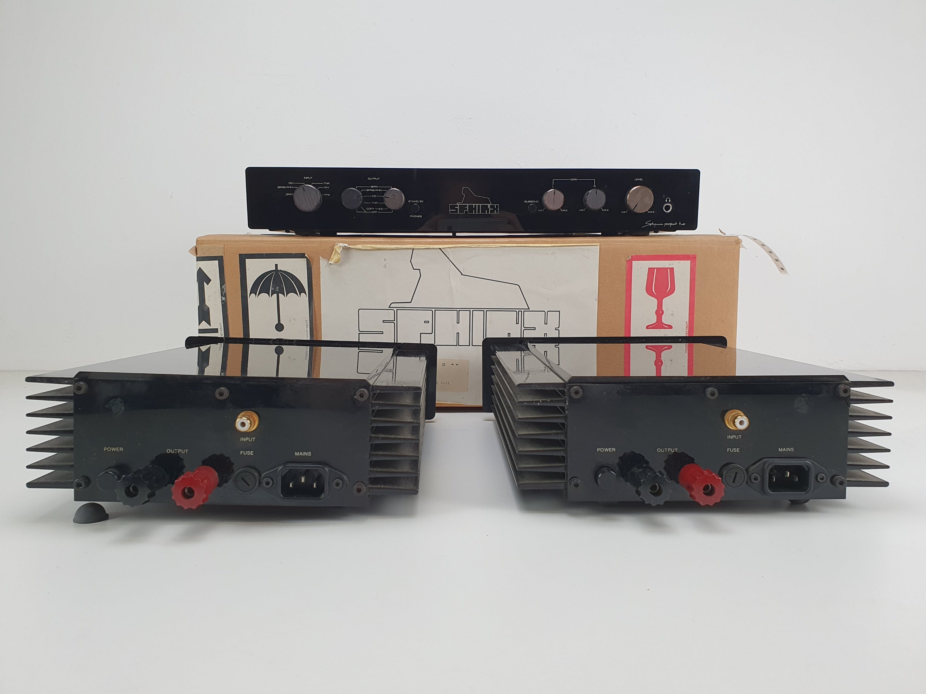 Sphinx Project 2 MK1 voorversterker (in doos) - Project 12 MONO eindversterker 2x