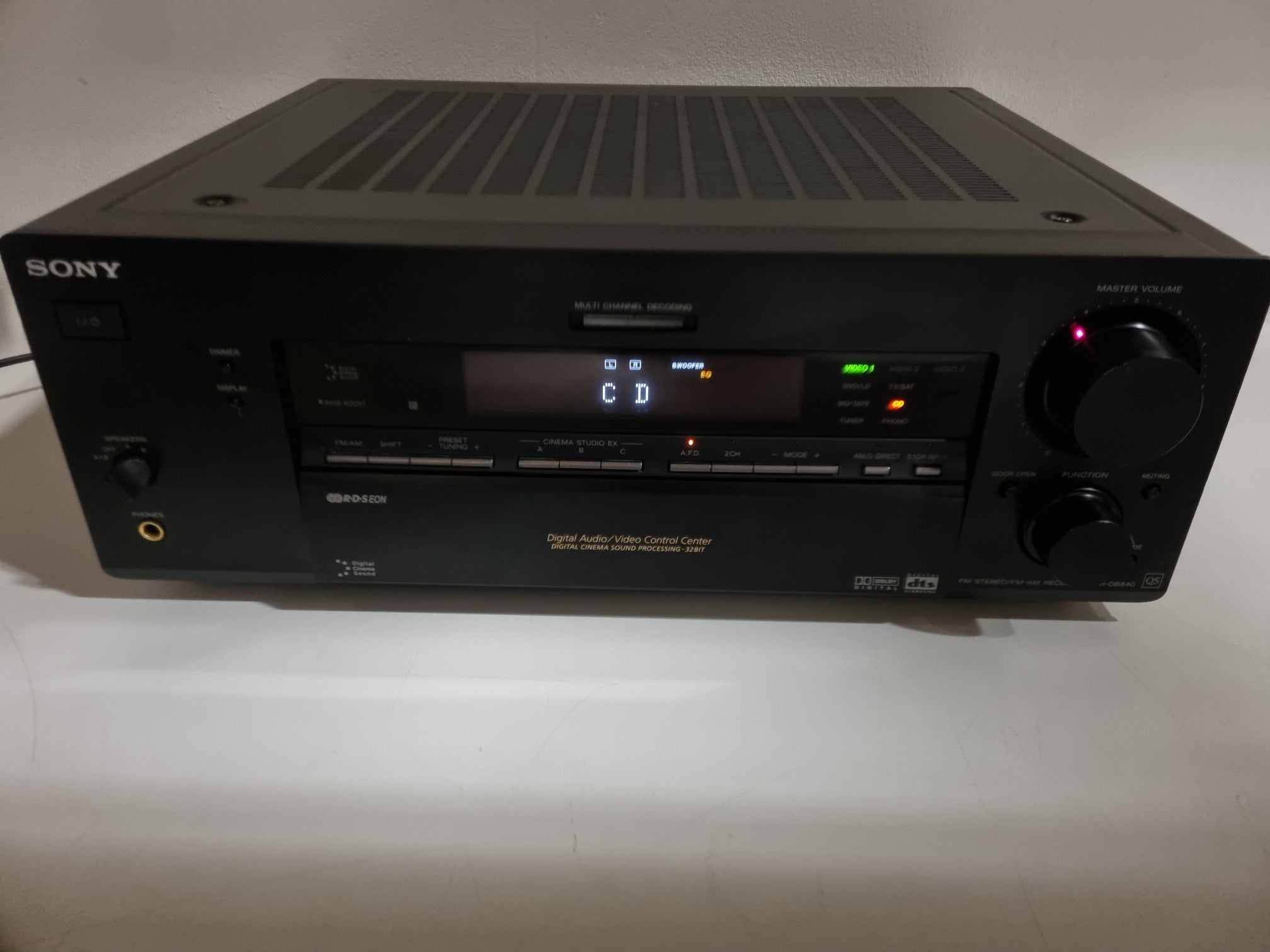 Sony STR-DB840 - FM-stereo/FM-AM-ontvanger - Werkt naar behoren - Coaxiale ingang is beschadigd