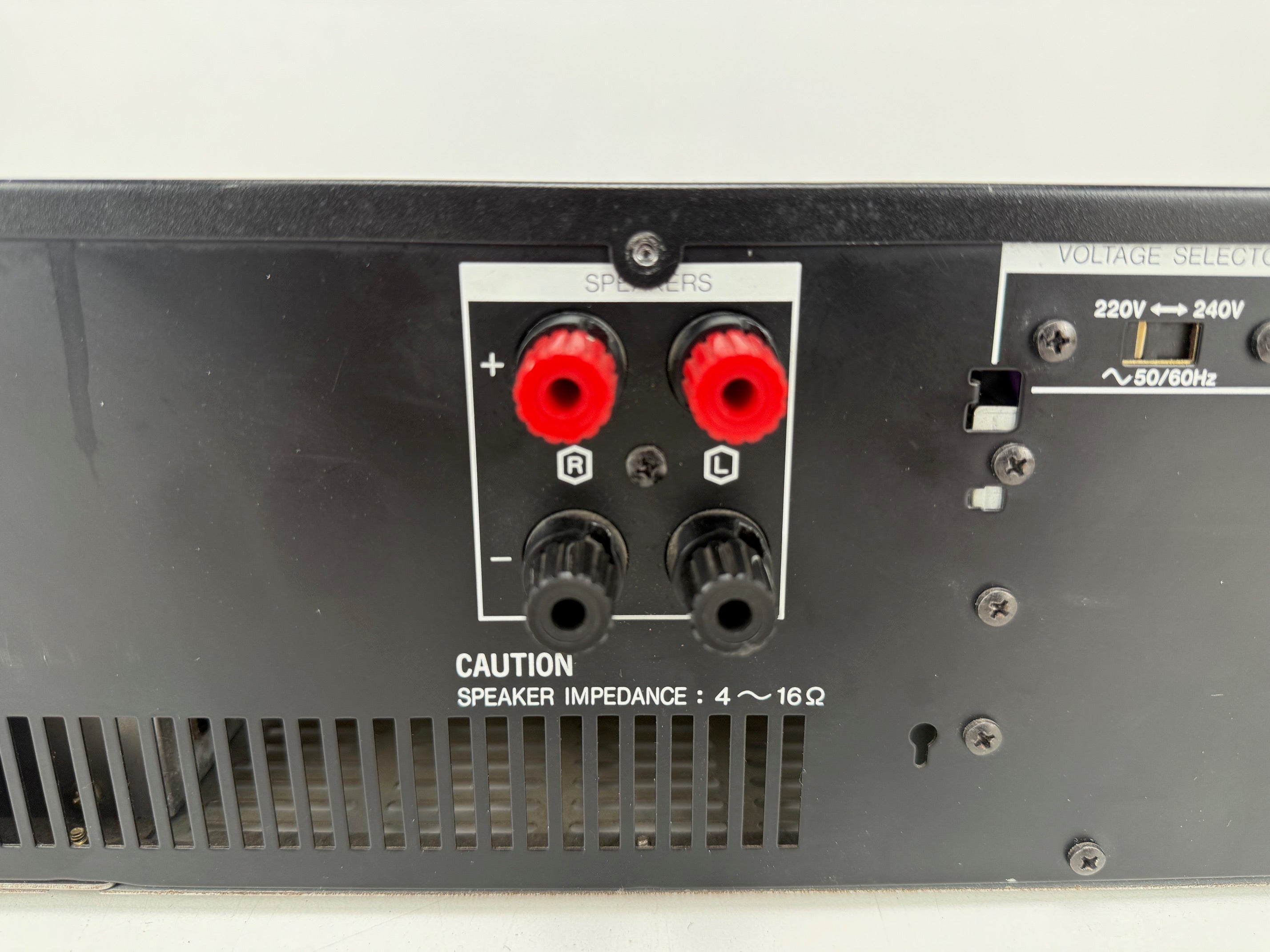 Sansui AU-X201i geïntegreerde stereoversterker