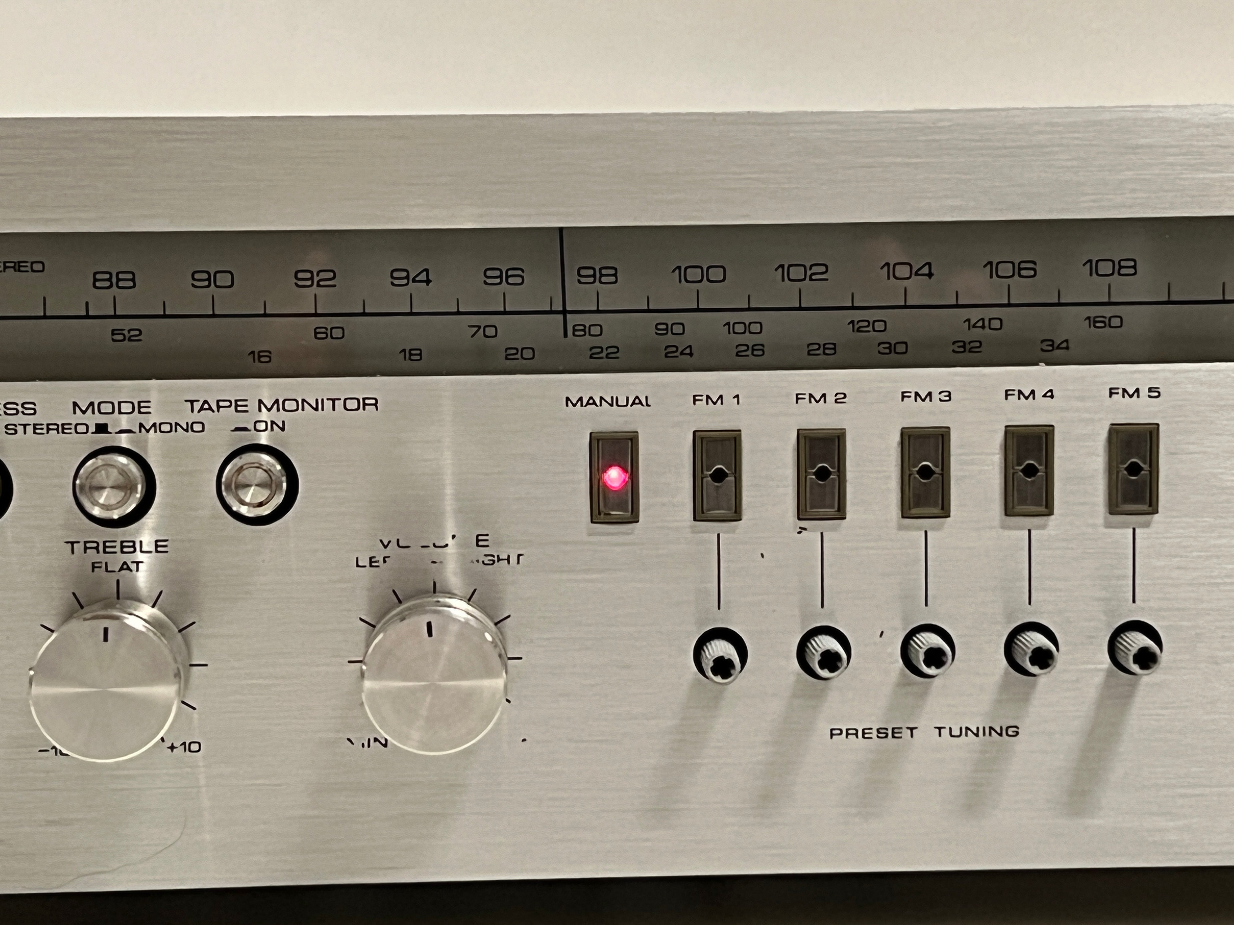 Akai AA-1010L - Vintage stereo-ontvanger