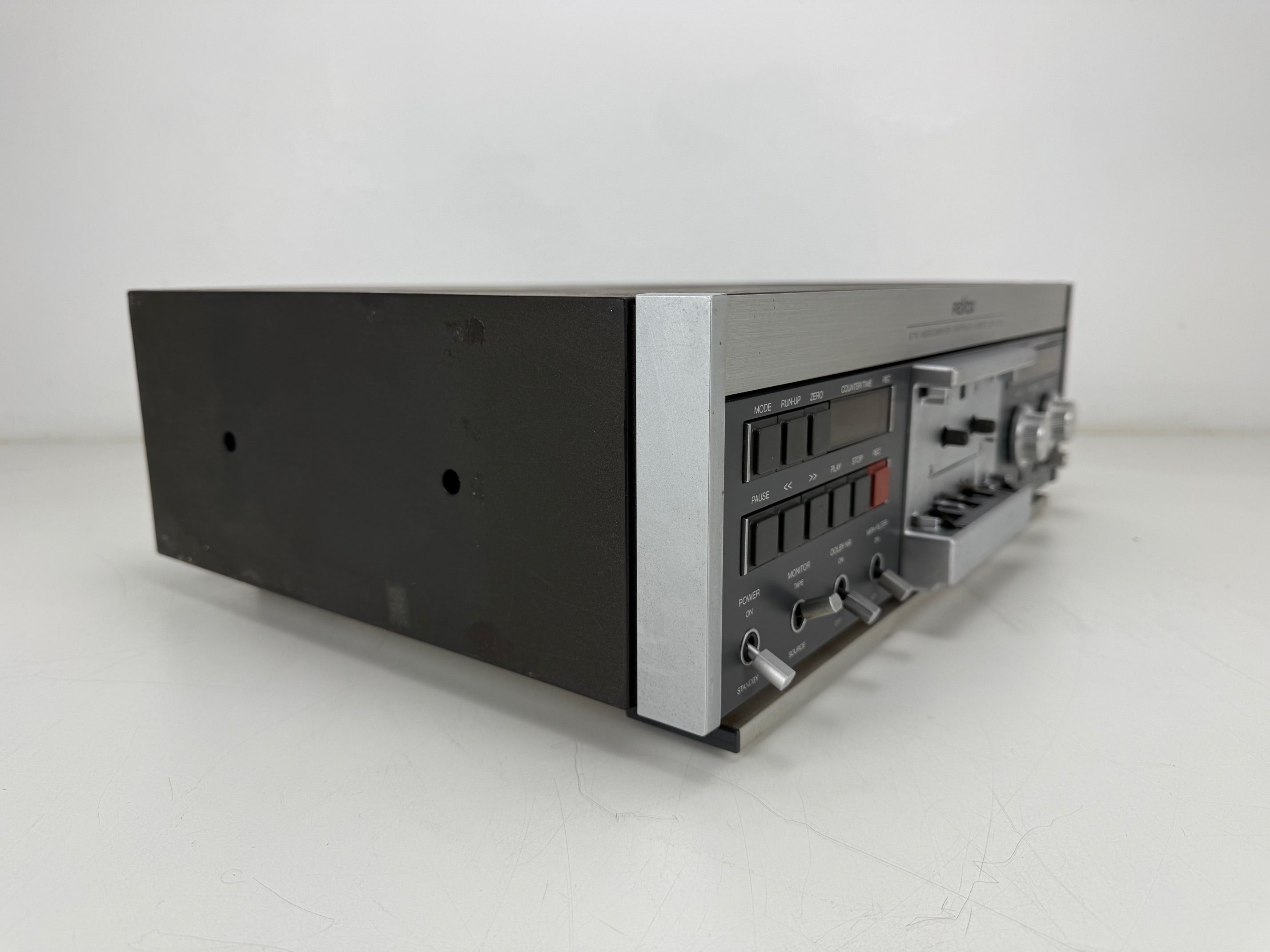 Studer Revox B710 microcomputergestuurd cassettedeck - Onderhoud uitgevoerd