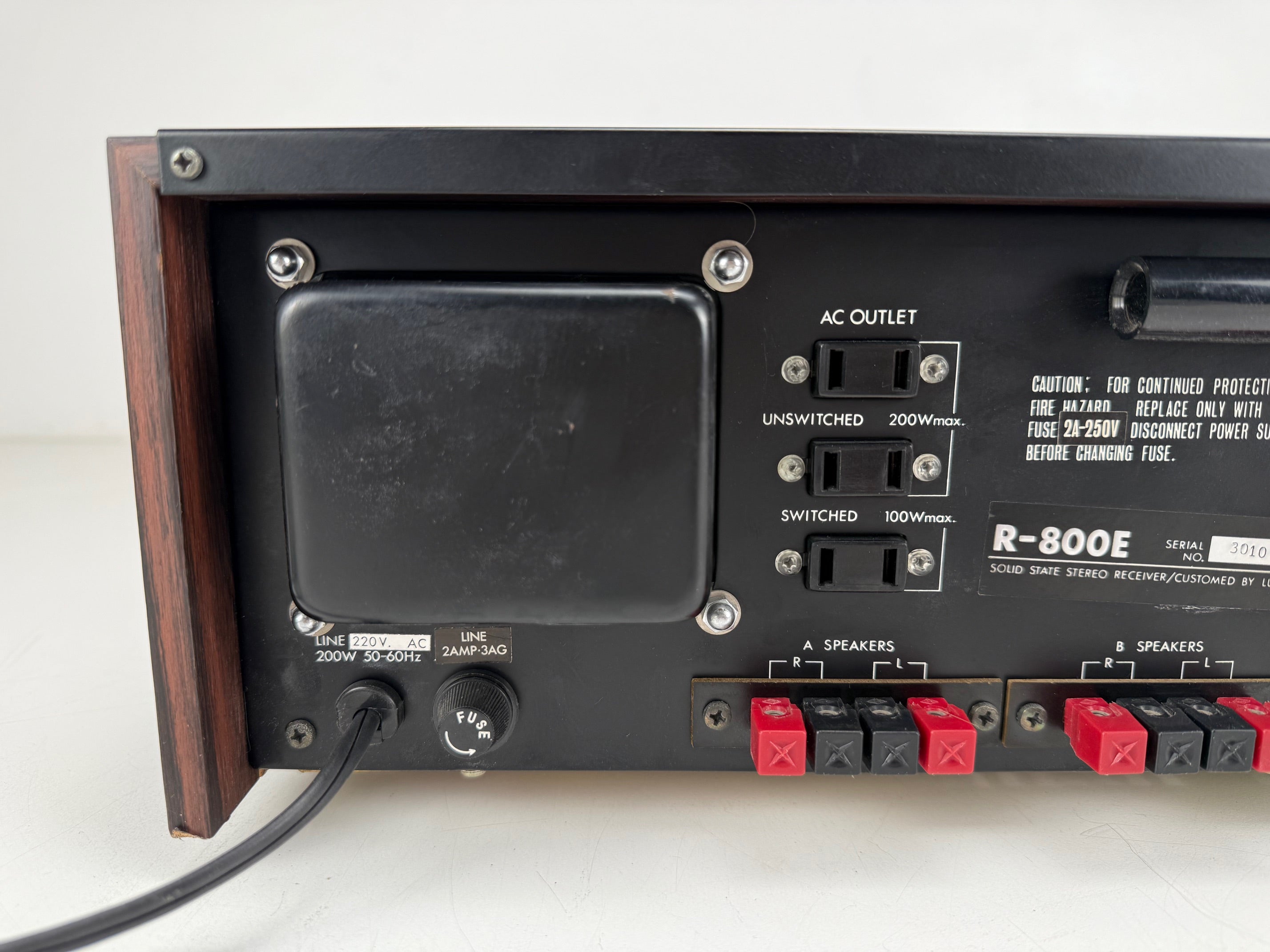 Luxman R-800E Solid State AM/FM Multiplex Stereo Receiver - Serviced