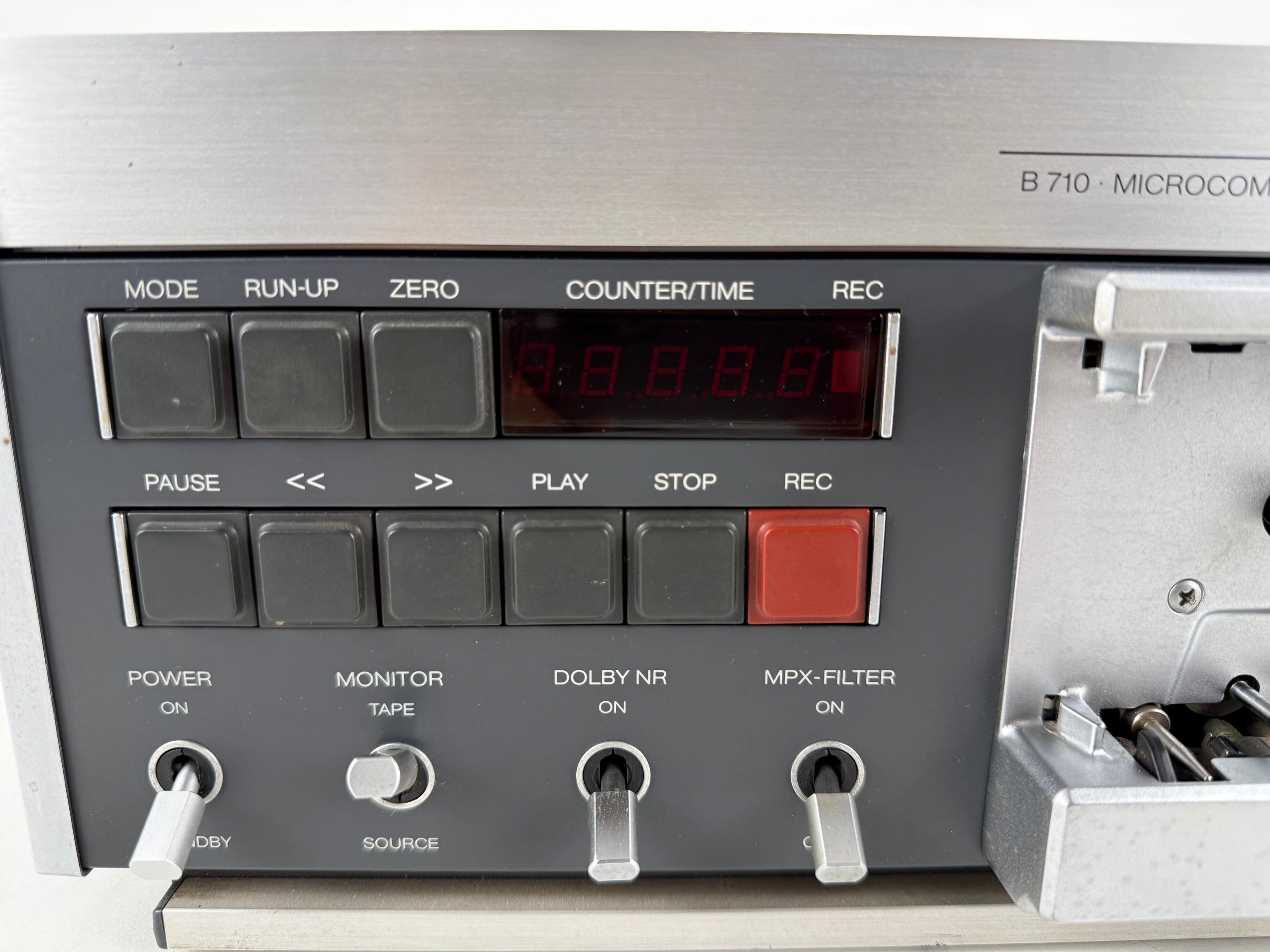 Studer Revox B710 microcomputergestuurd cassettedeck - Onderhoud uitgevoerd