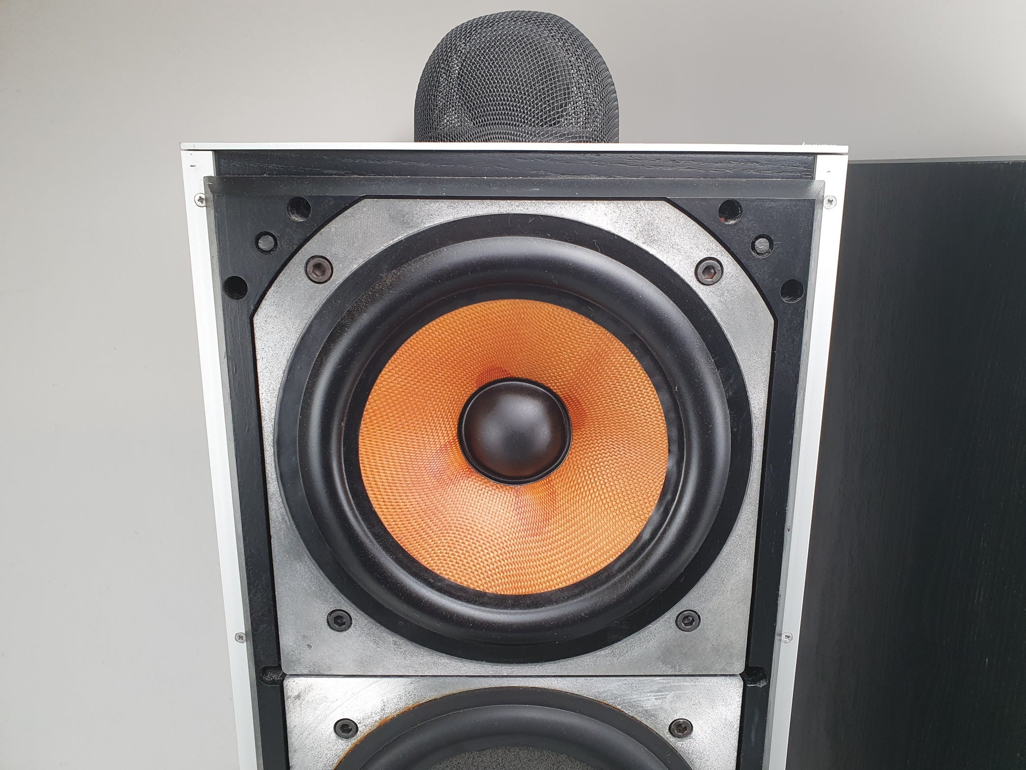 B&W DM7 large passive 3 way speaker set - matched pair