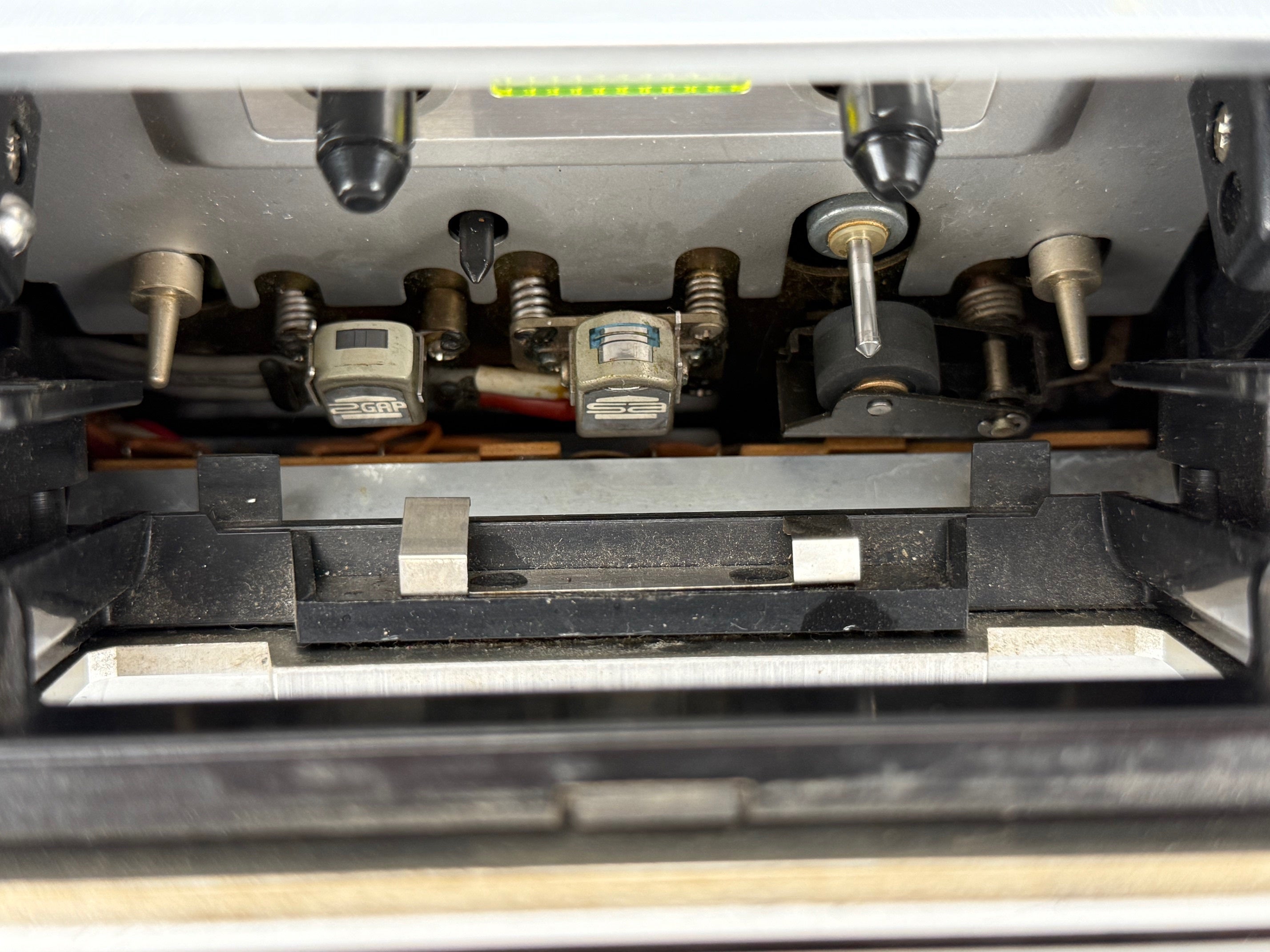 JVC KD - 85 Stereo Cassette Deck - With spectrum analyzer build in